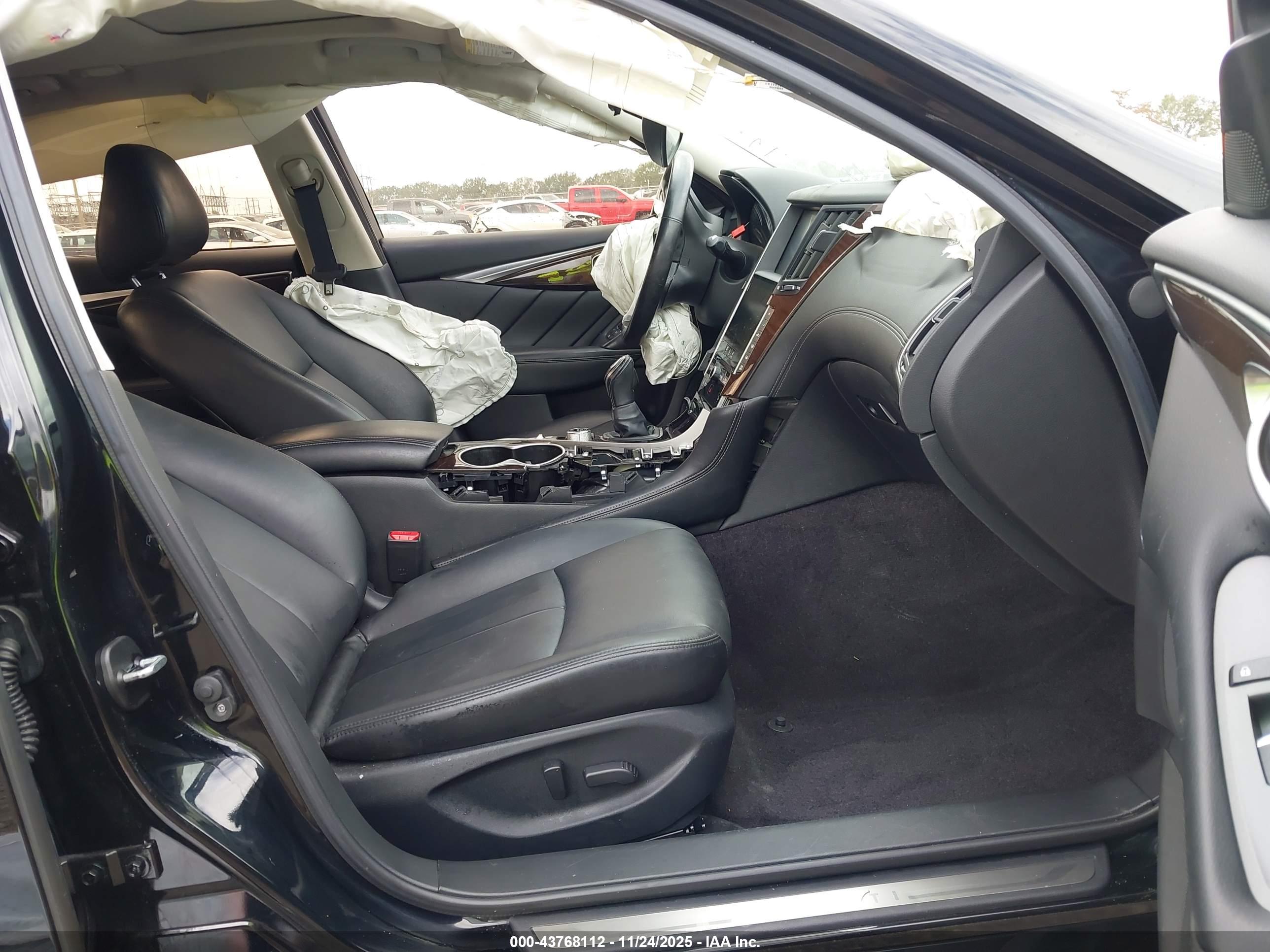 INFINITI Q50 image 5