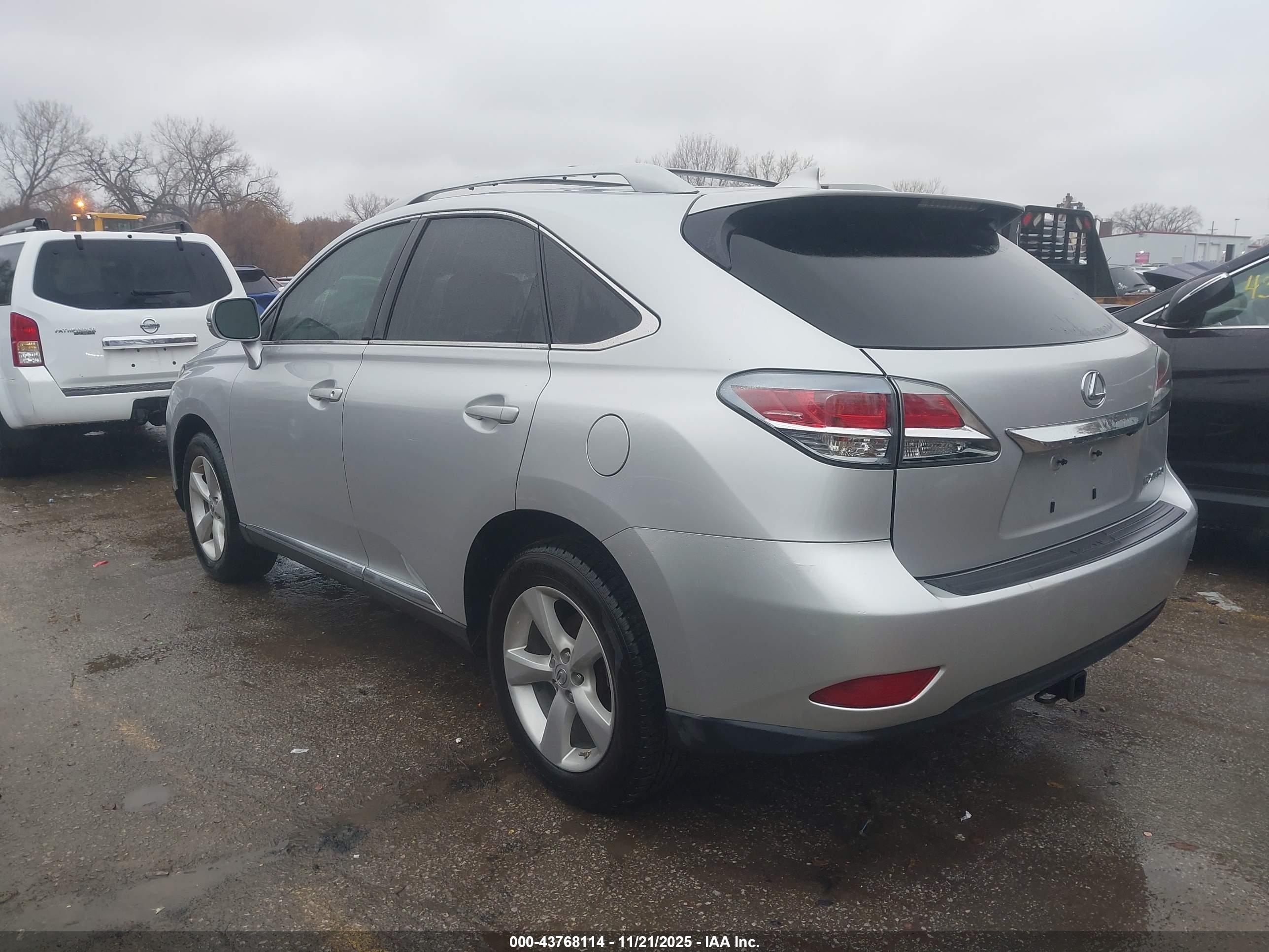 LEXUS RX image 3