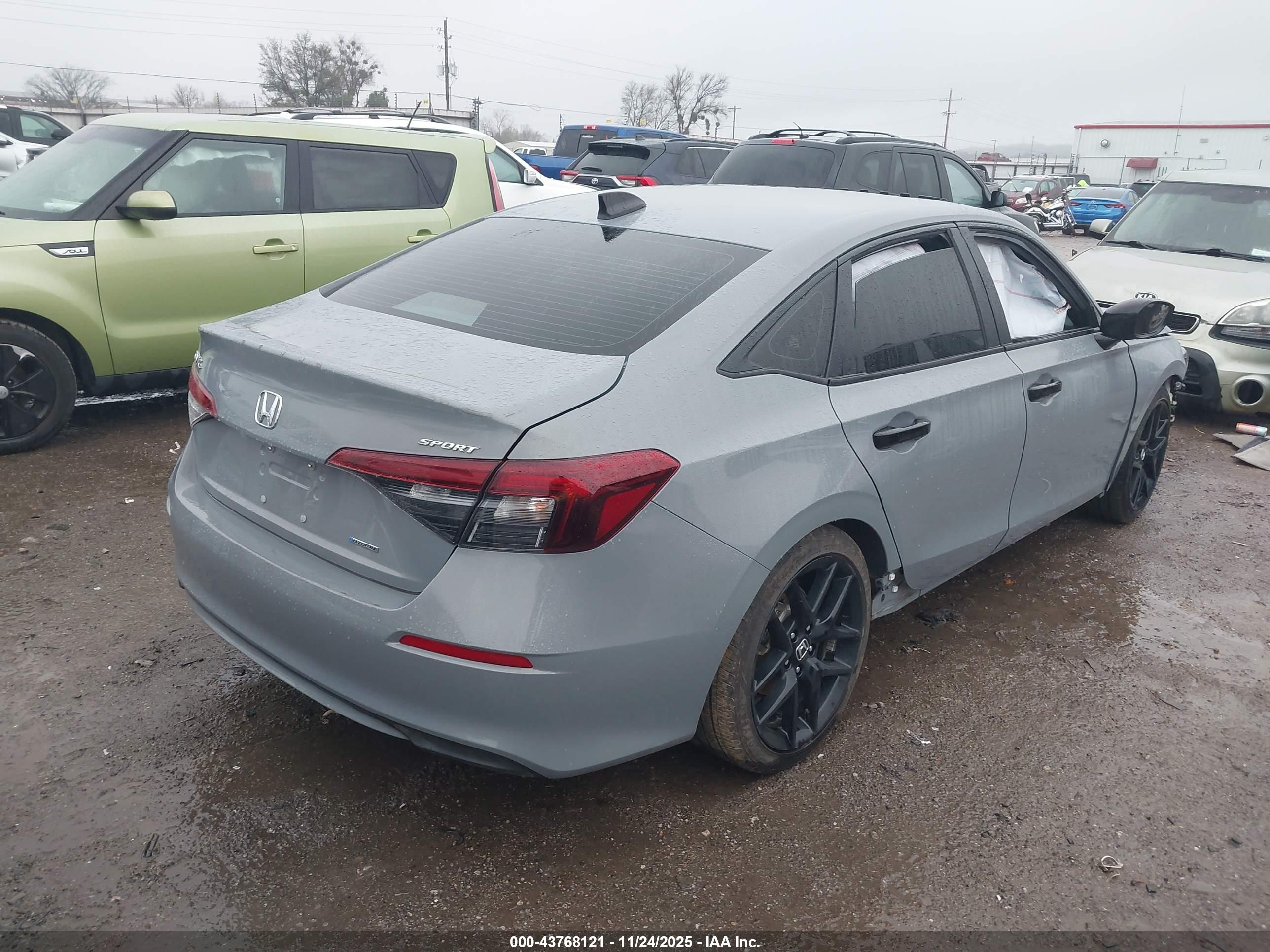 HONDA CIVIC image 4