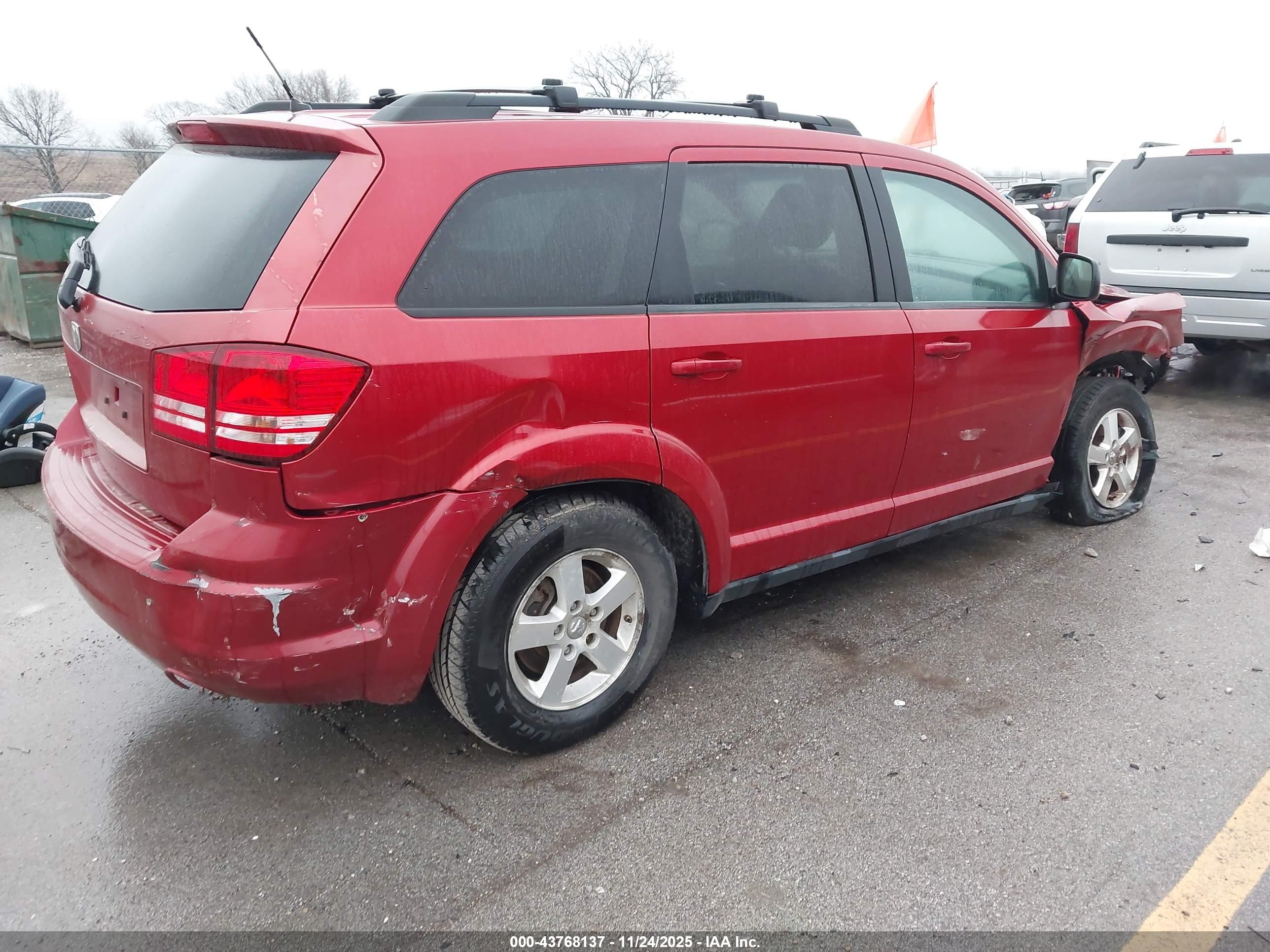 DODGE JOURNEY image 4