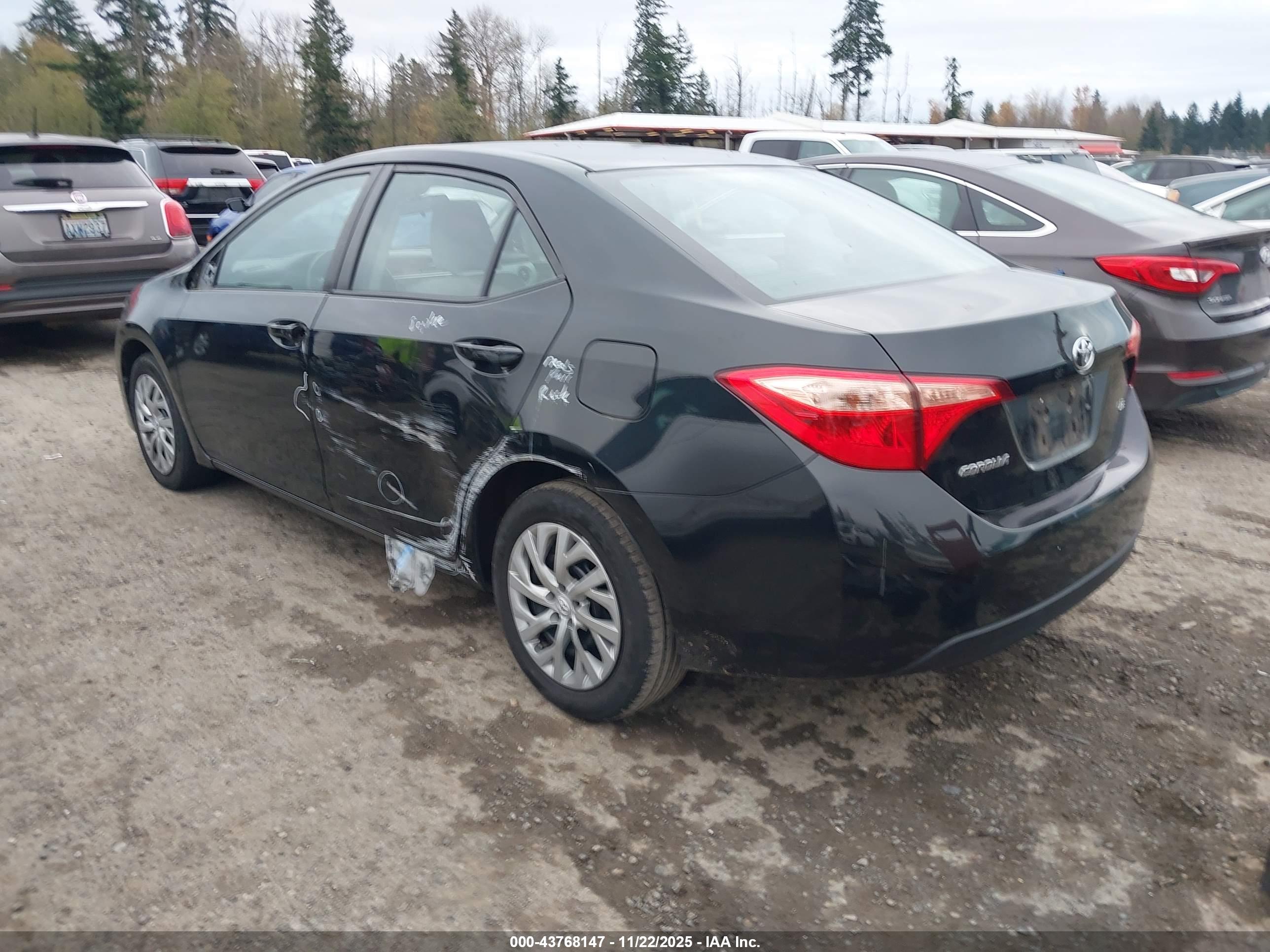 TOYOTA COROLLA image 3