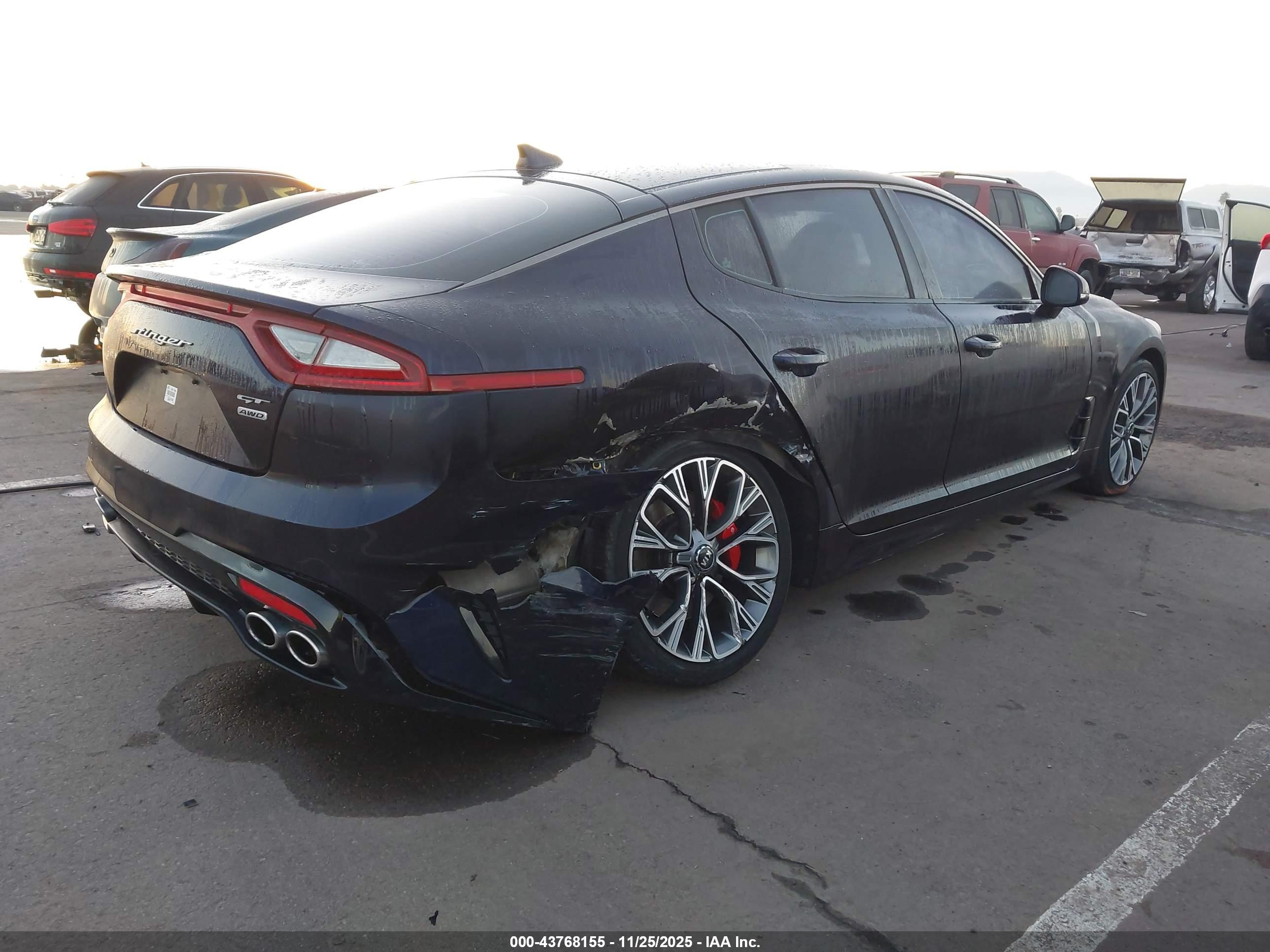 KIA STINGER image 6