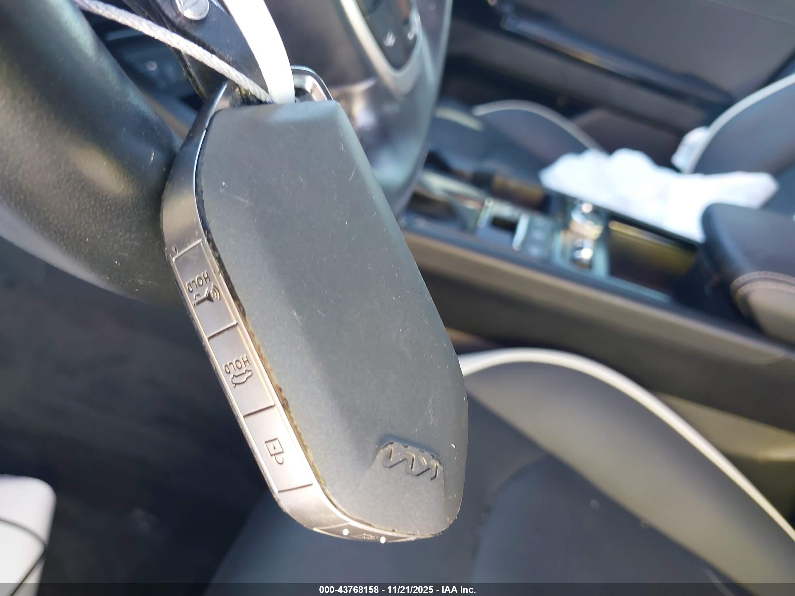 KIA K5 image 11