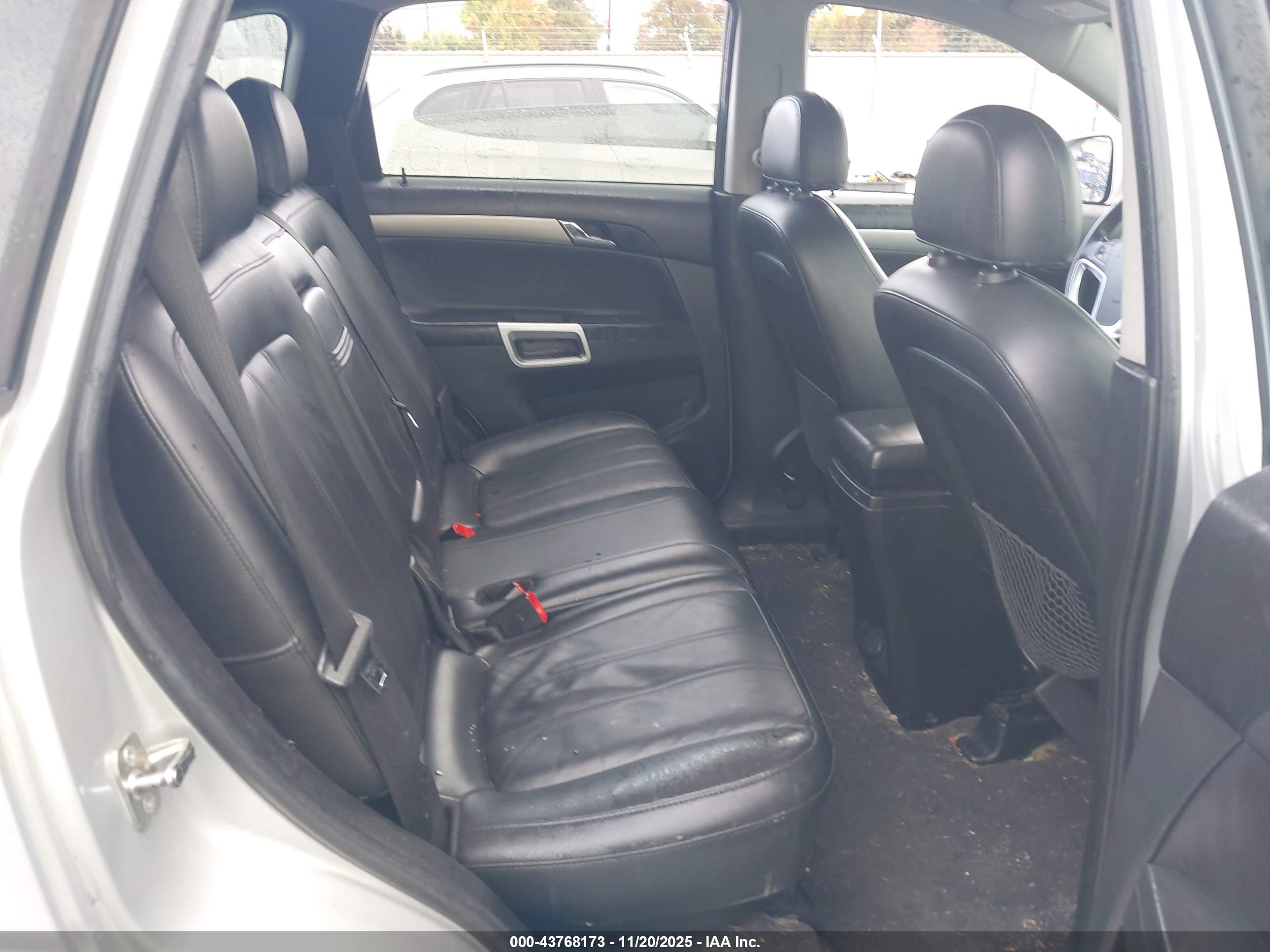 CHEVROLET CAPTIVA image 8