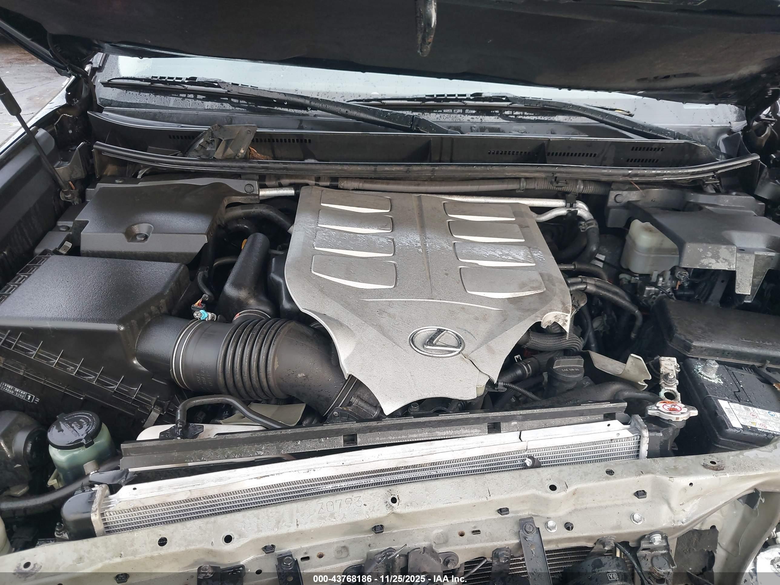 LEXUS GX image 10
