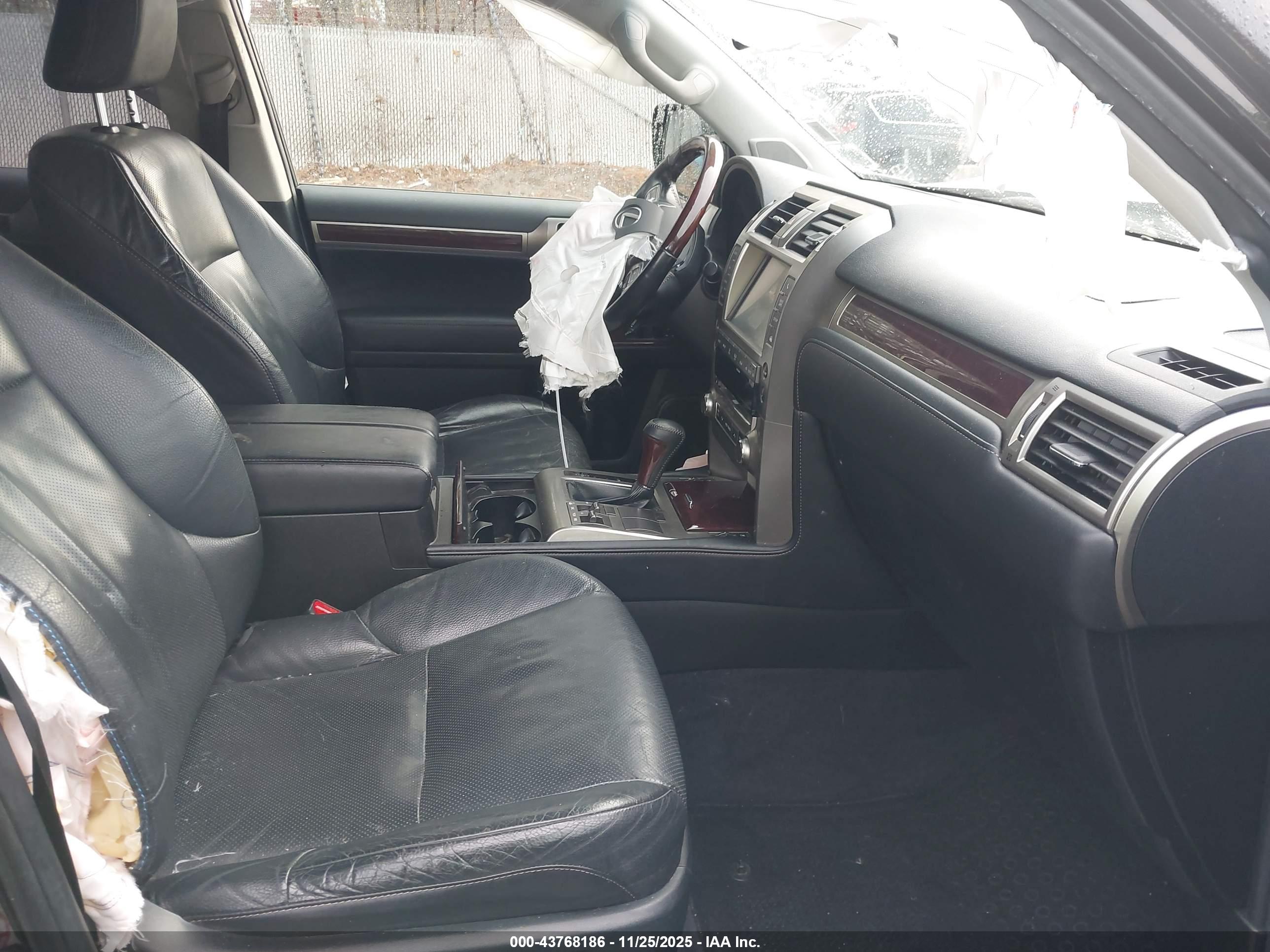 LEXUS GX image 5