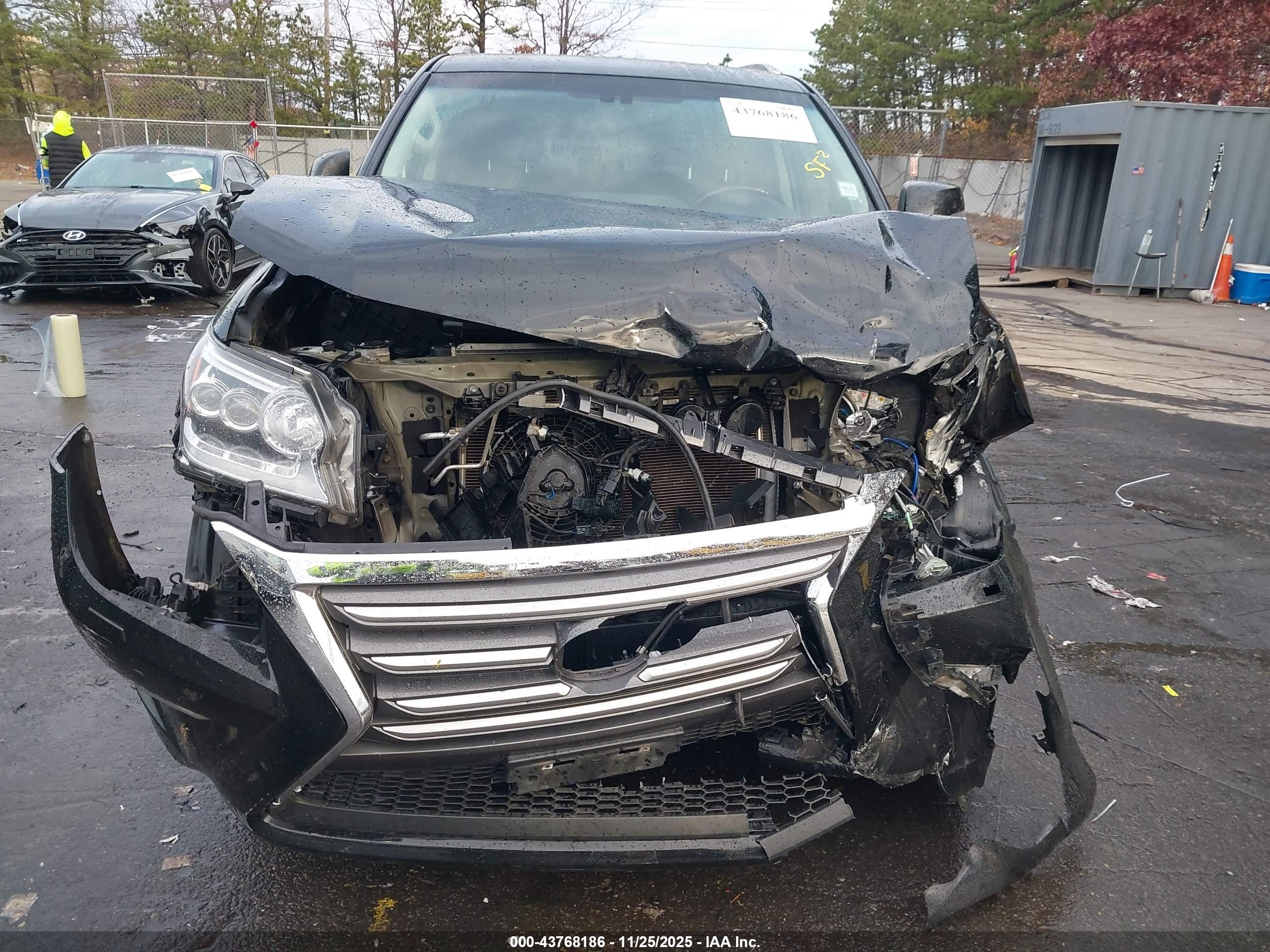 LEXUS GX image 6