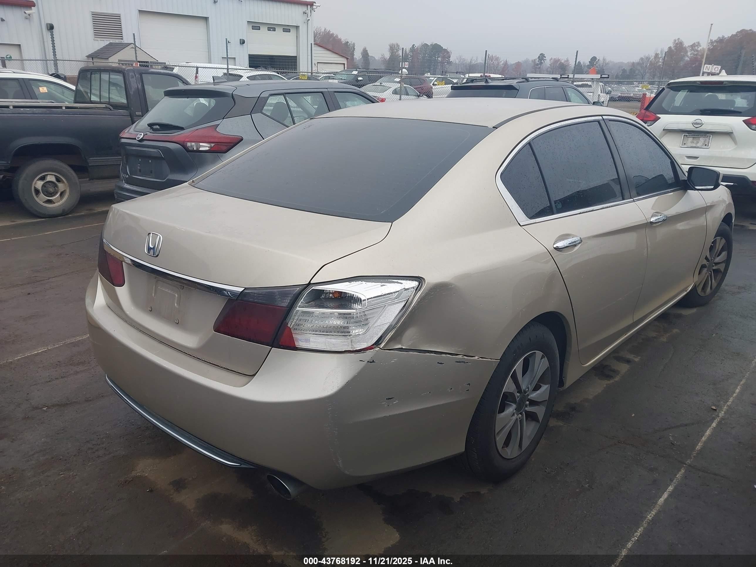 HONDA ACCORD image 4