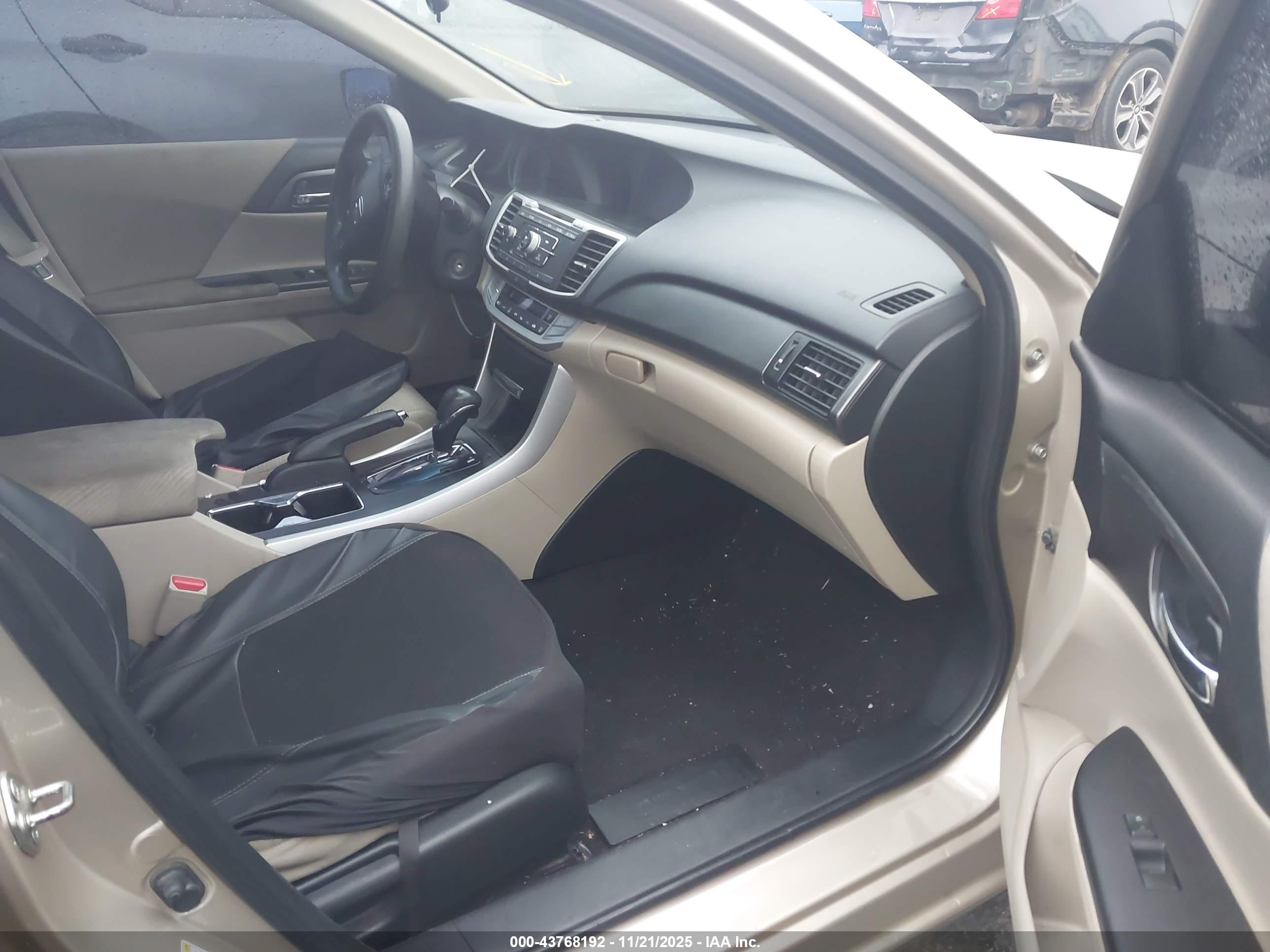 HONDA ACCORD image 5