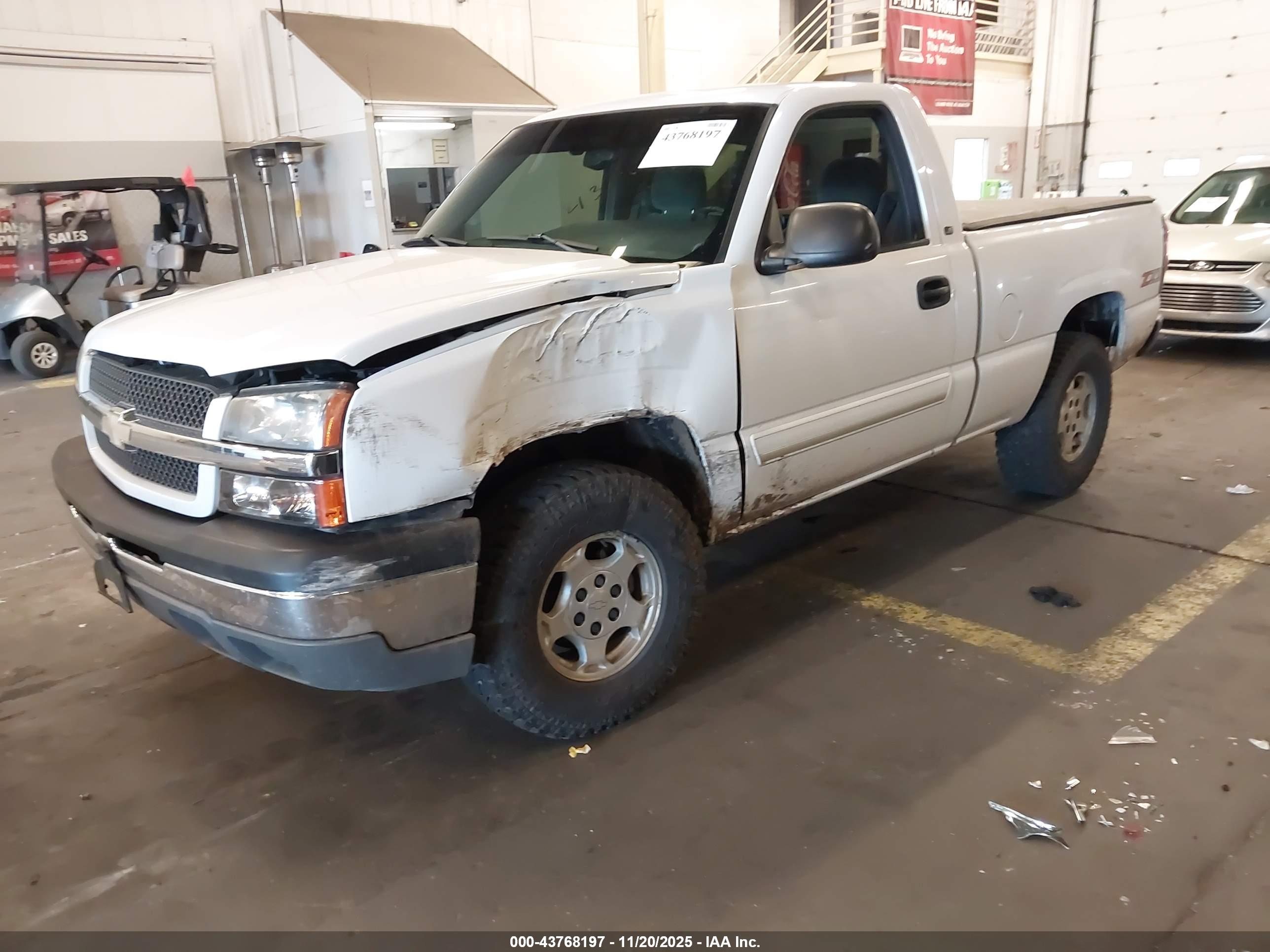 CHEVROLET SILVERADO image 2