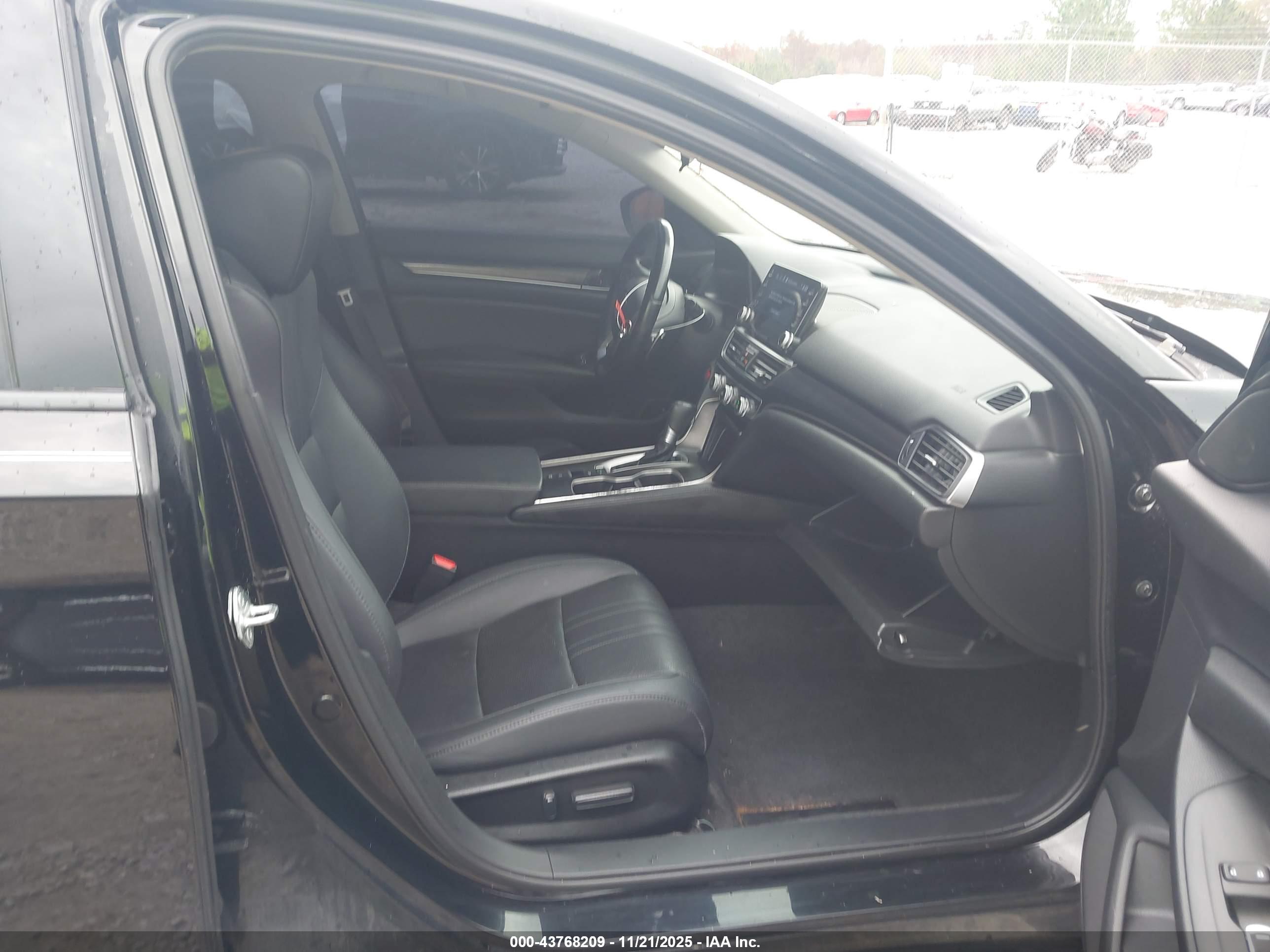 HONDA ACCORD image 5