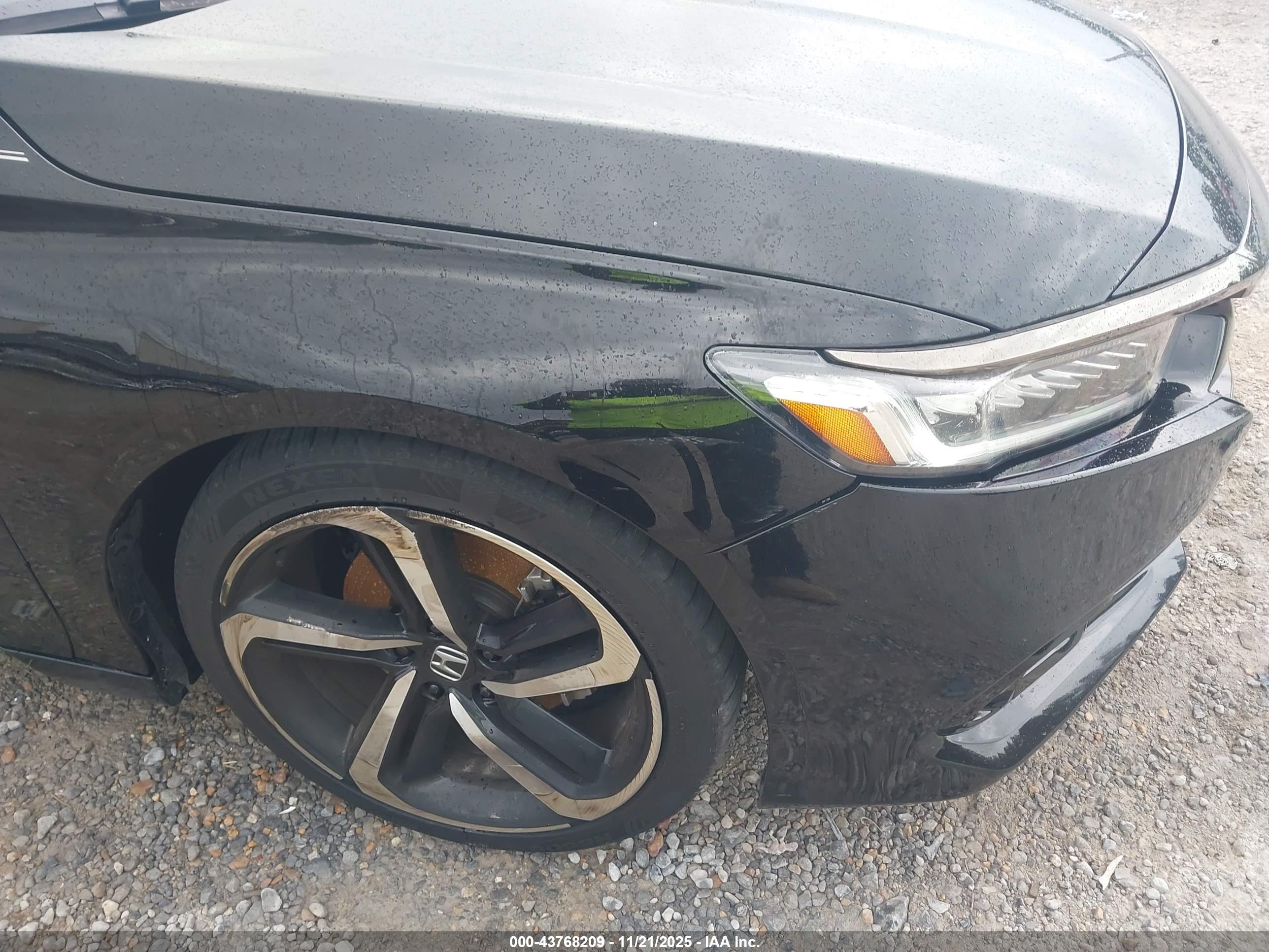 HONDA ACCORD image 6