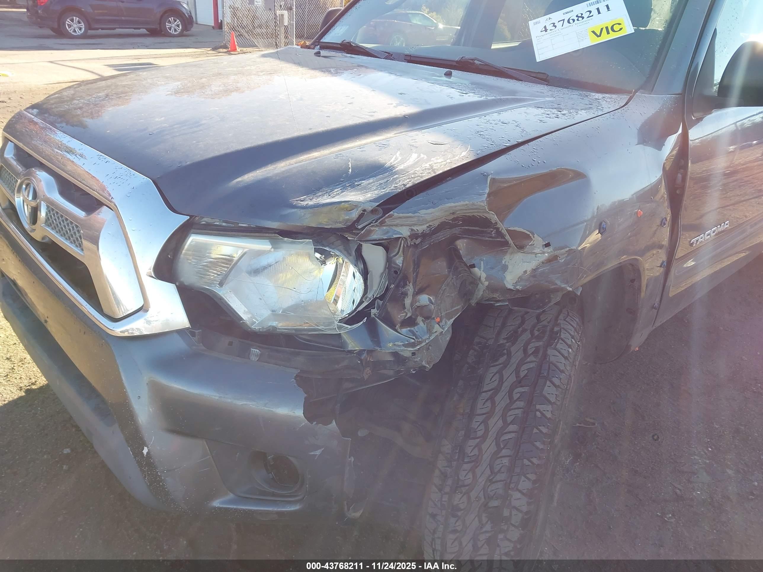 TOYOTA TACOMA image 6