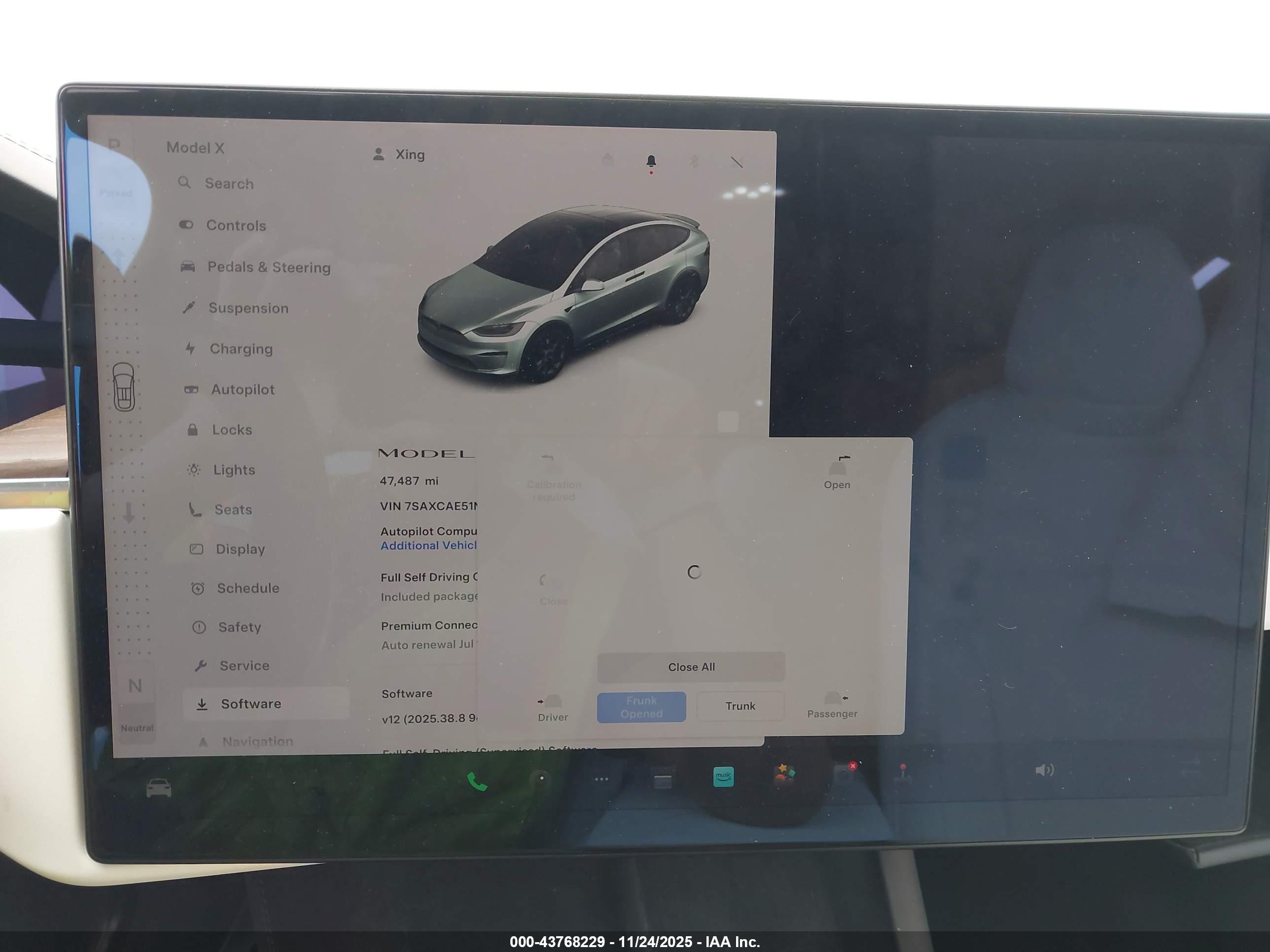 TESLA MODEL image 7