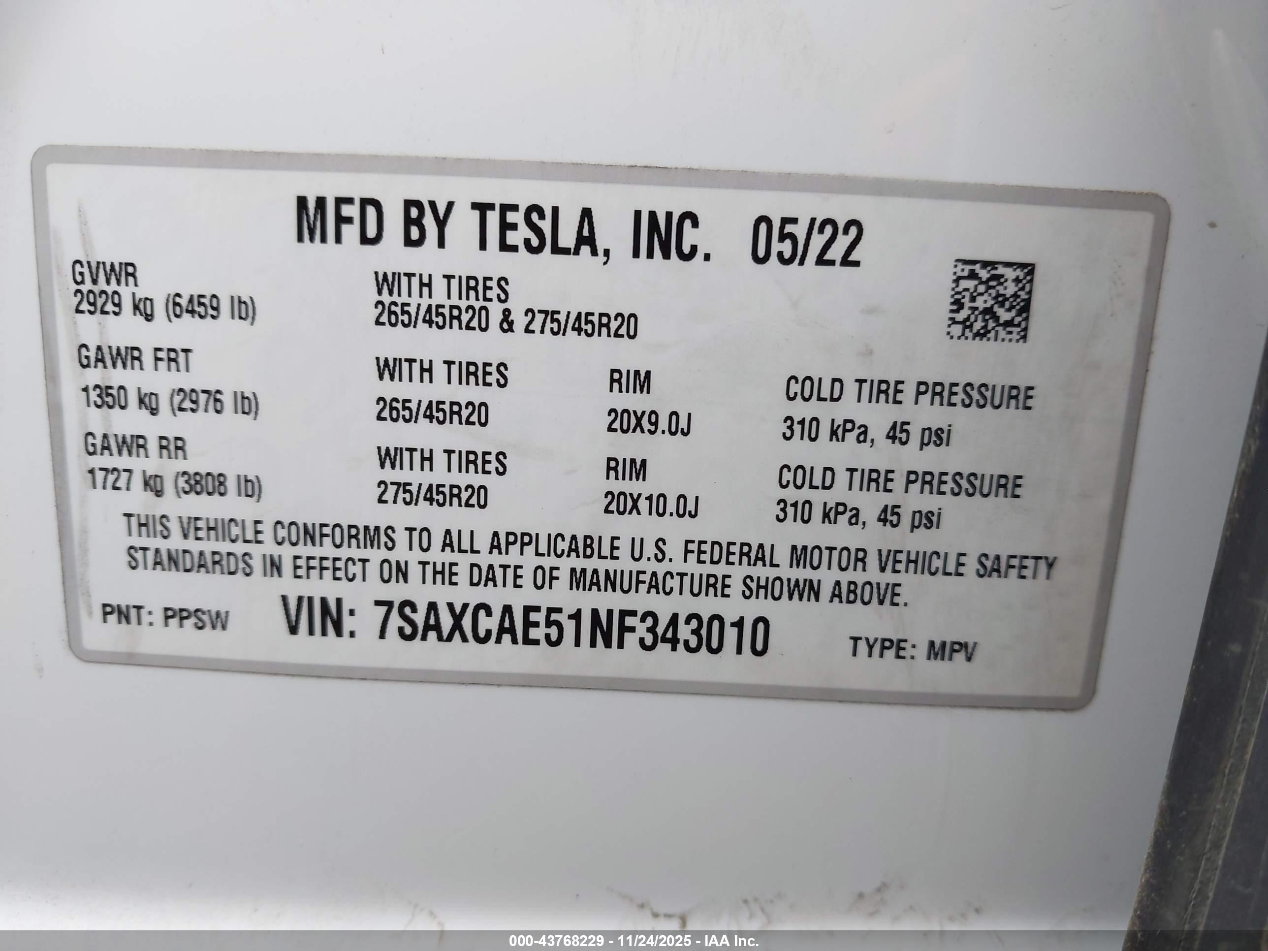 TESLA MODEL image 9