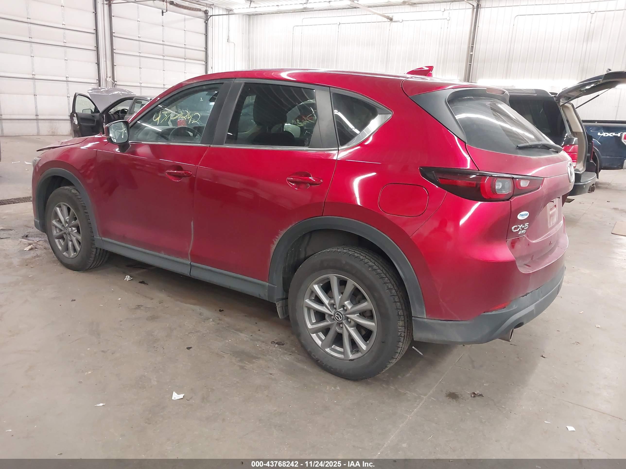 MAZDA CX-5 image 3