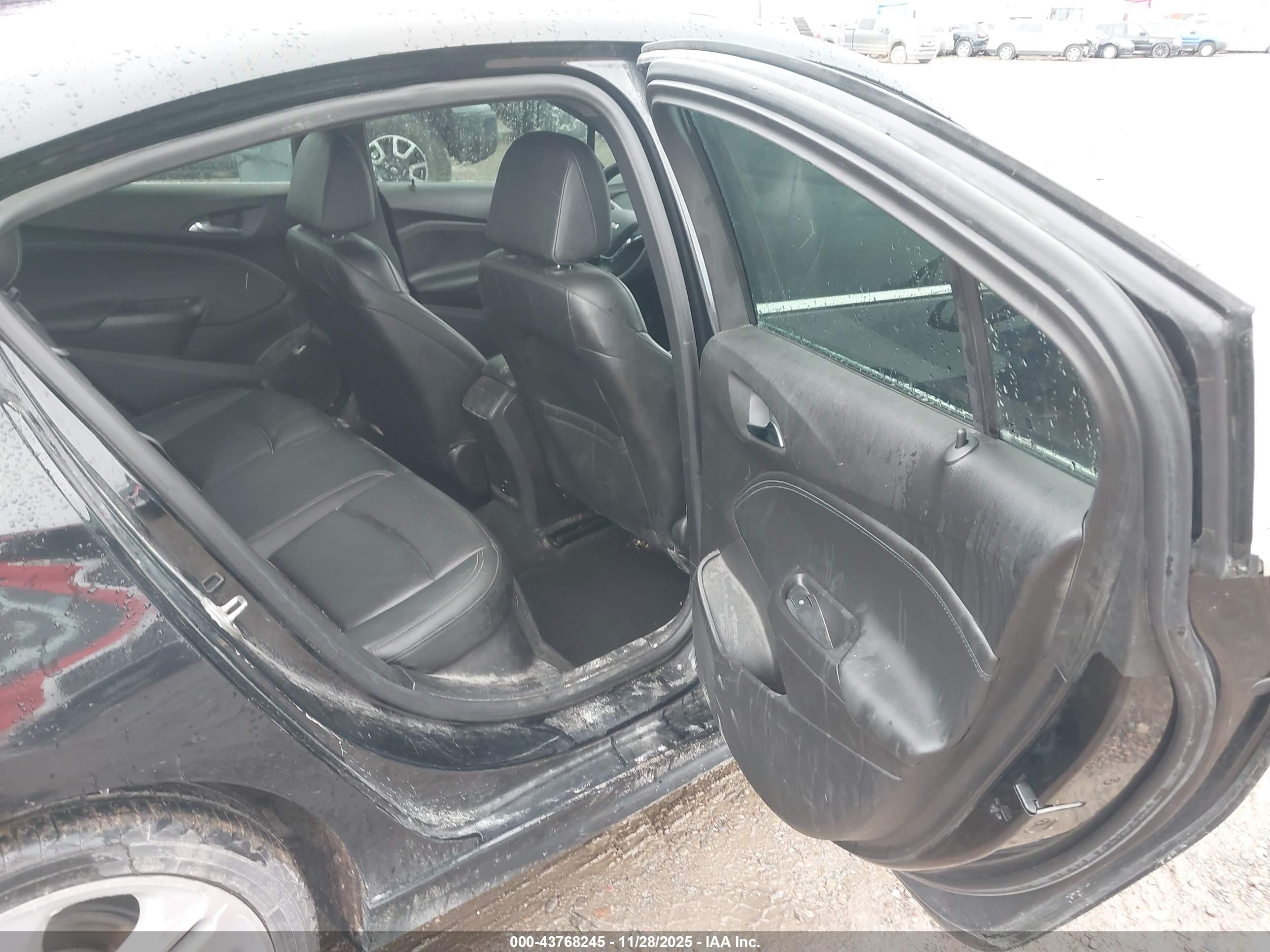 CHEVROLET CRUZE image 8