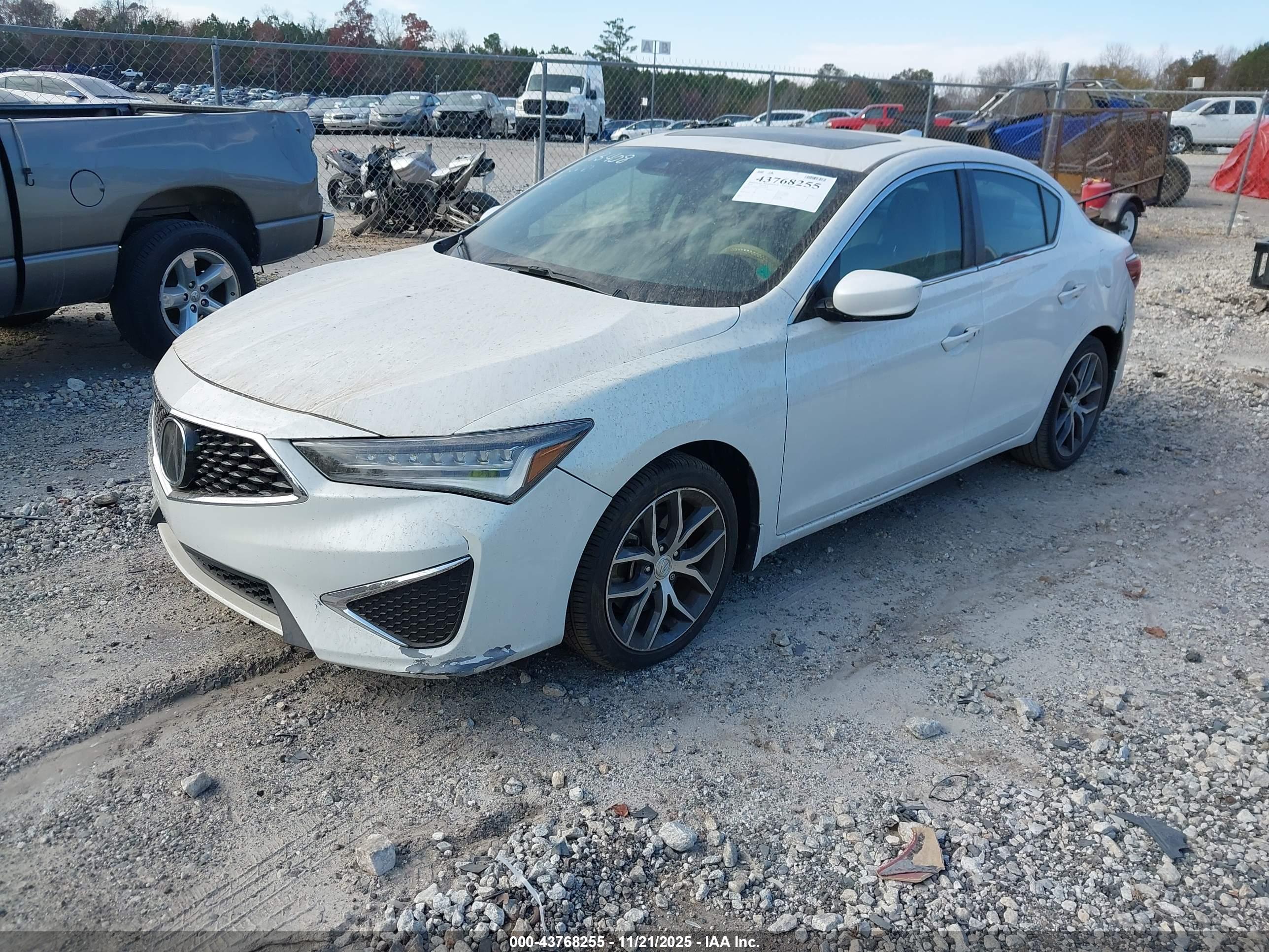 ACURA ILX image 2