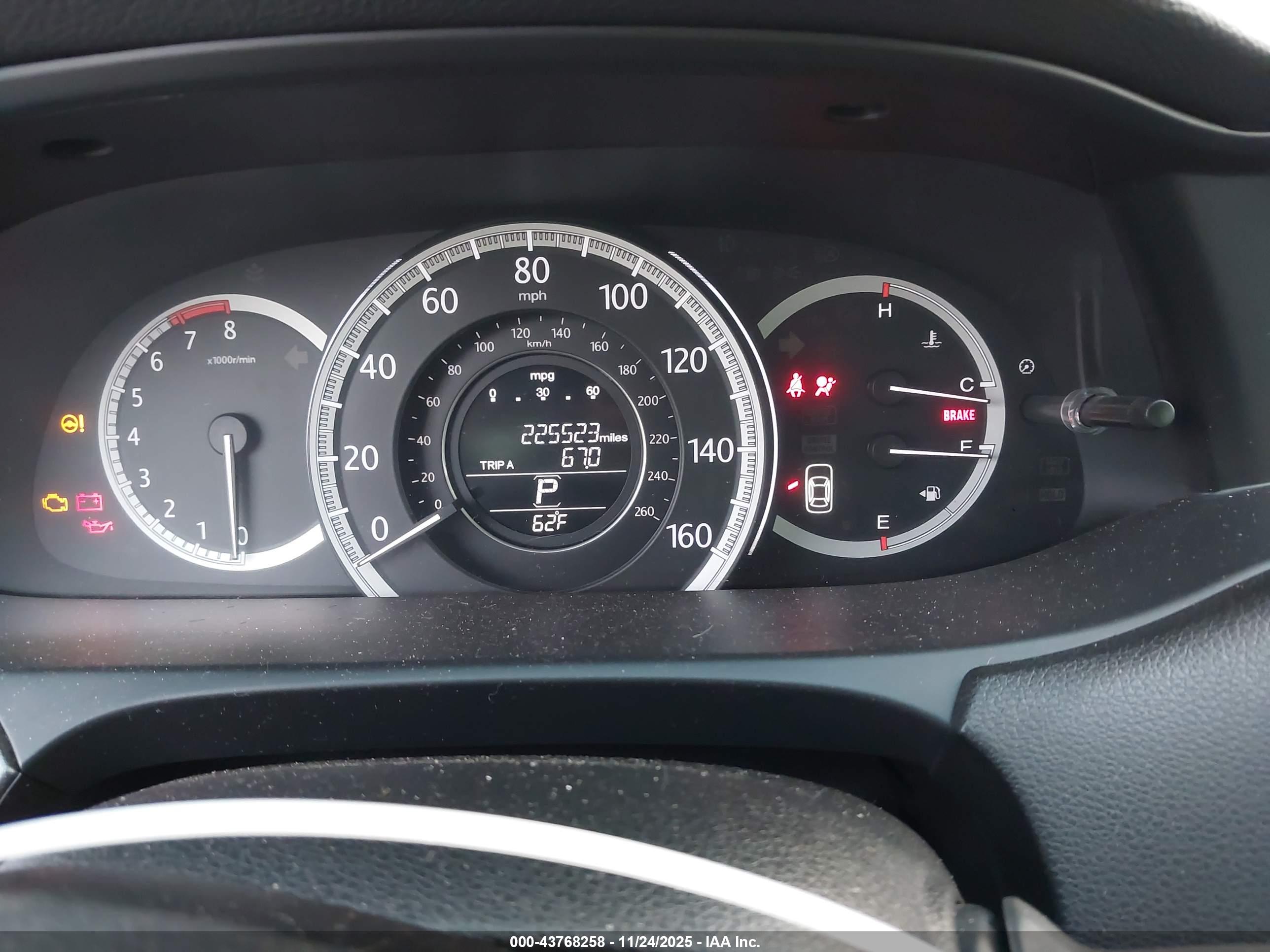 HONDA ACCORD image 7