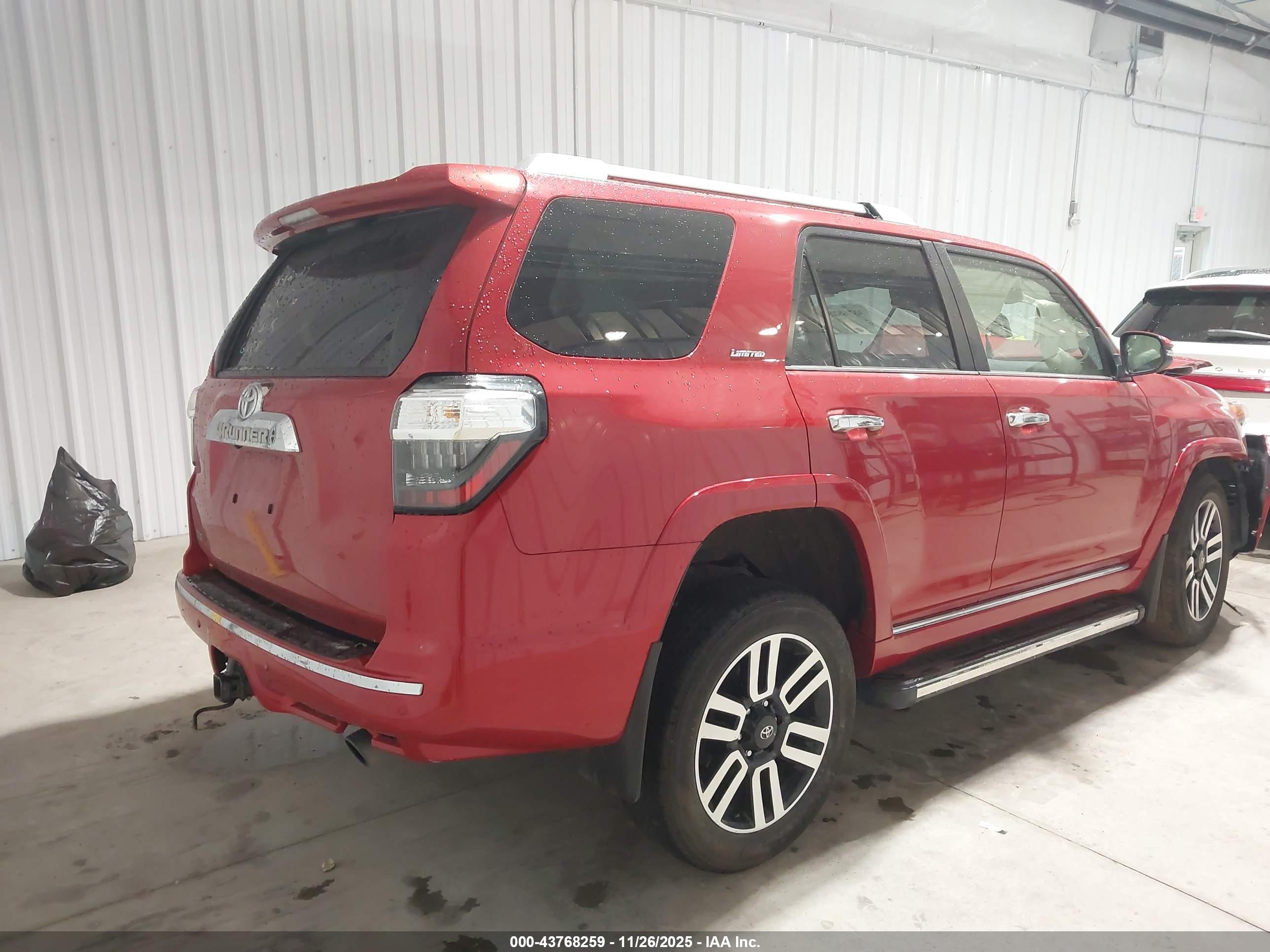 TOYOTA 4RUNNER image 4