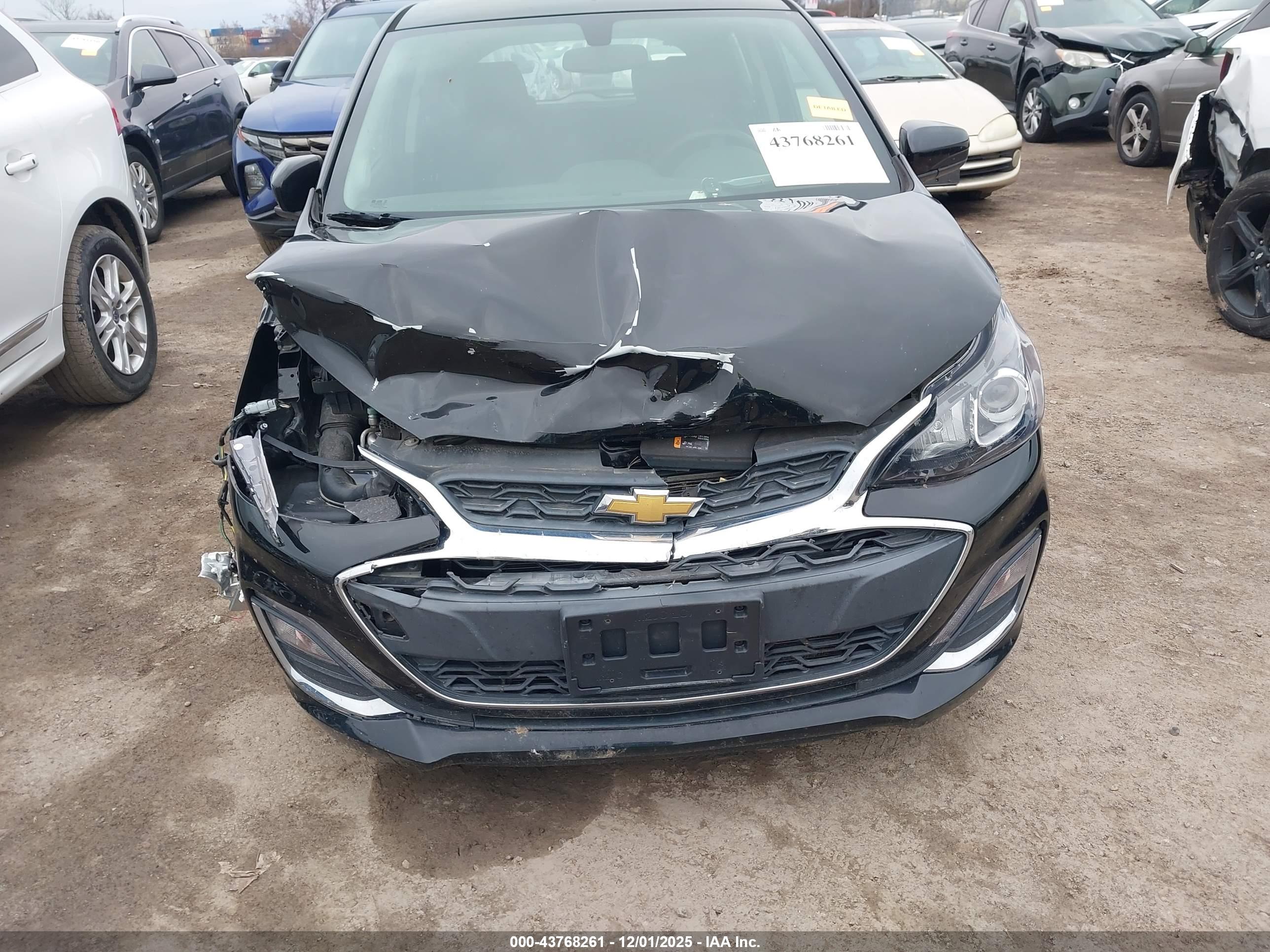 CHEVROLET SPARK image 6