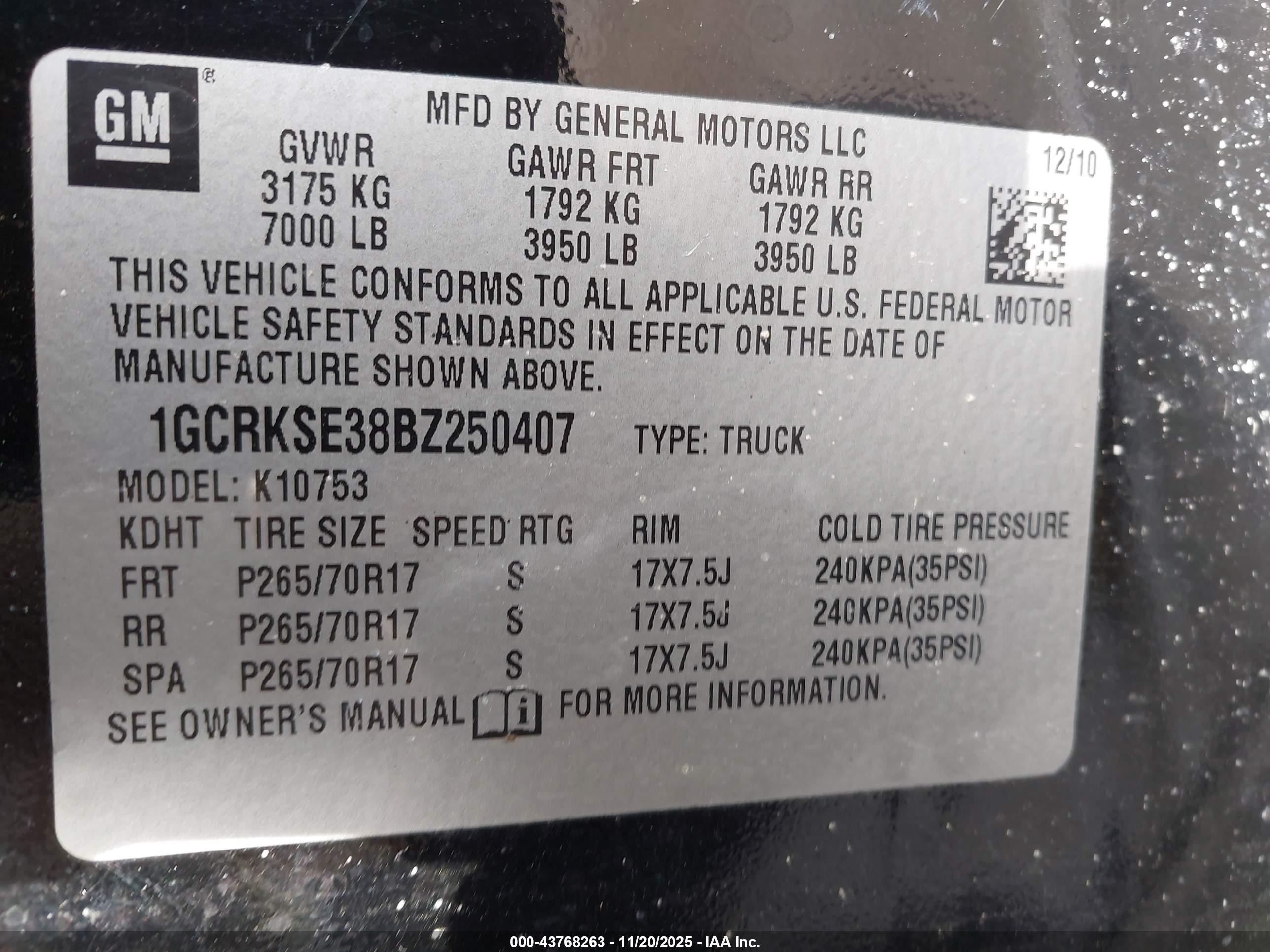 CHEVROLET SILVERADO image 9