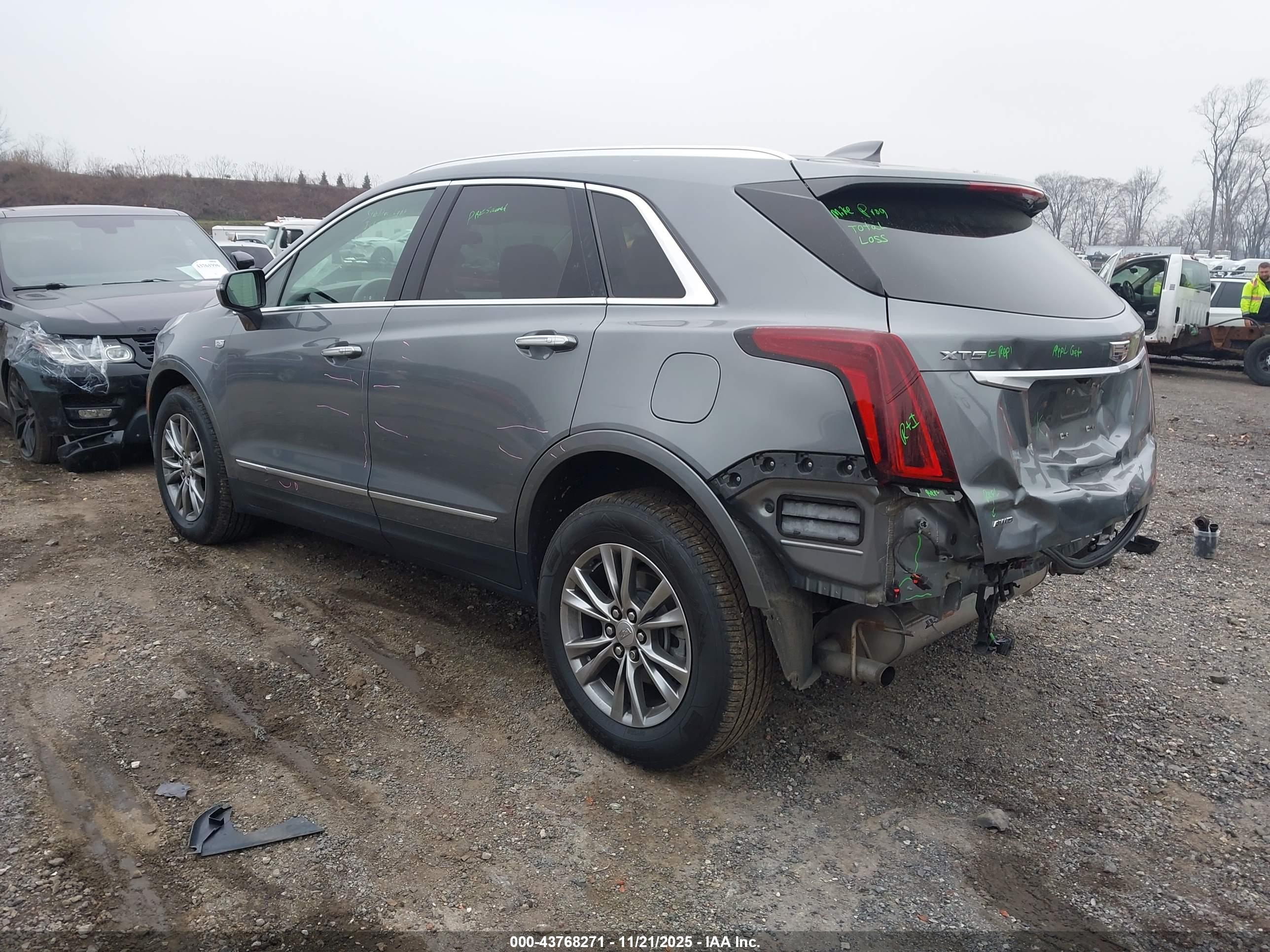 CADILLAC XT5 image 3
