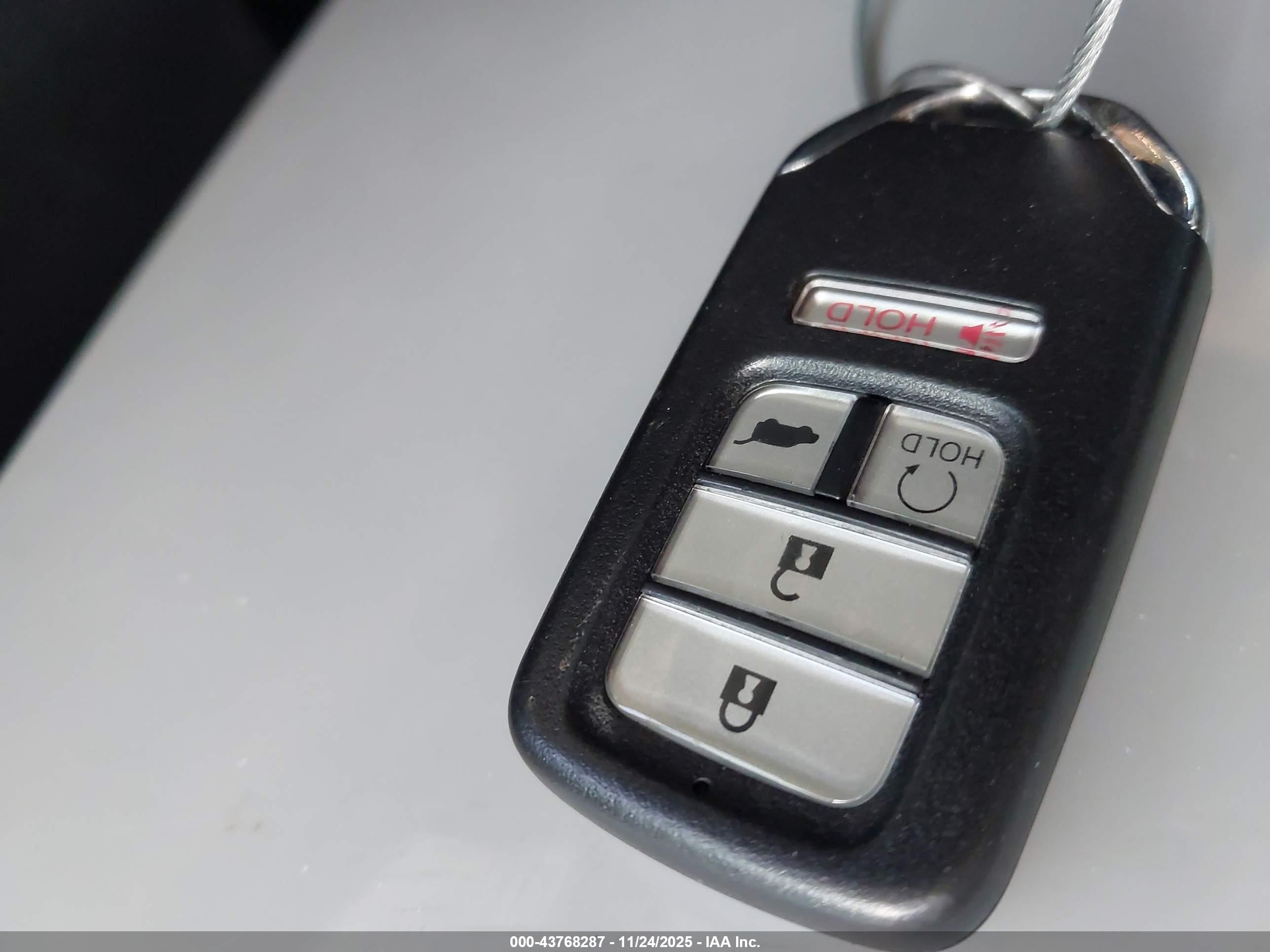 HONDA CIVIC image 11