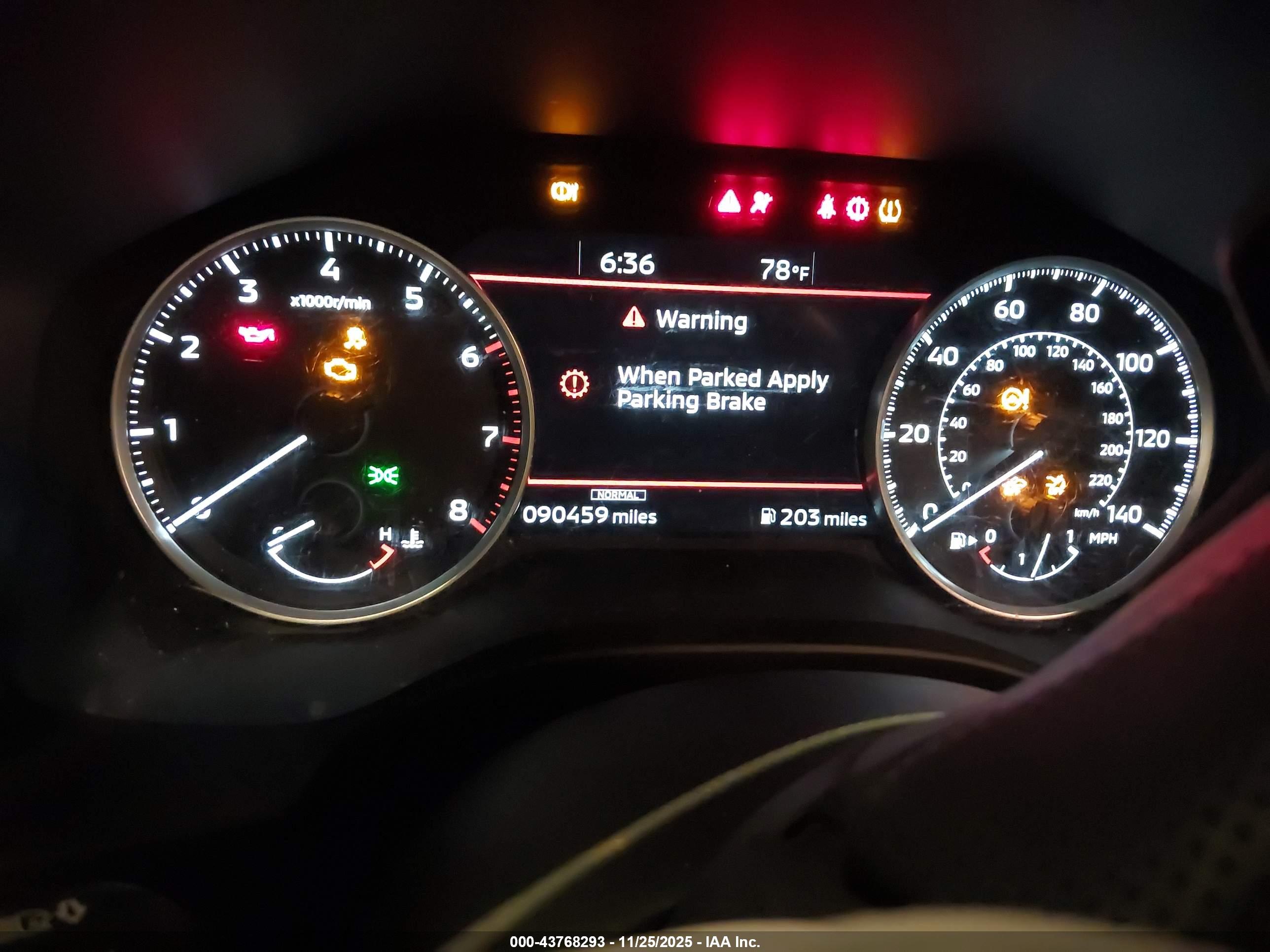 MITSUBISHI OUTLANDER image 7