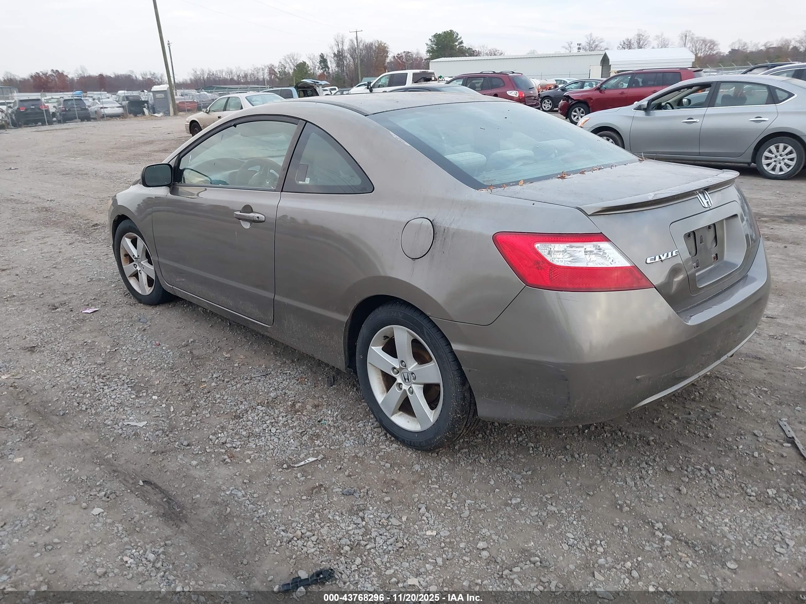 HONDA CIVIC image 3