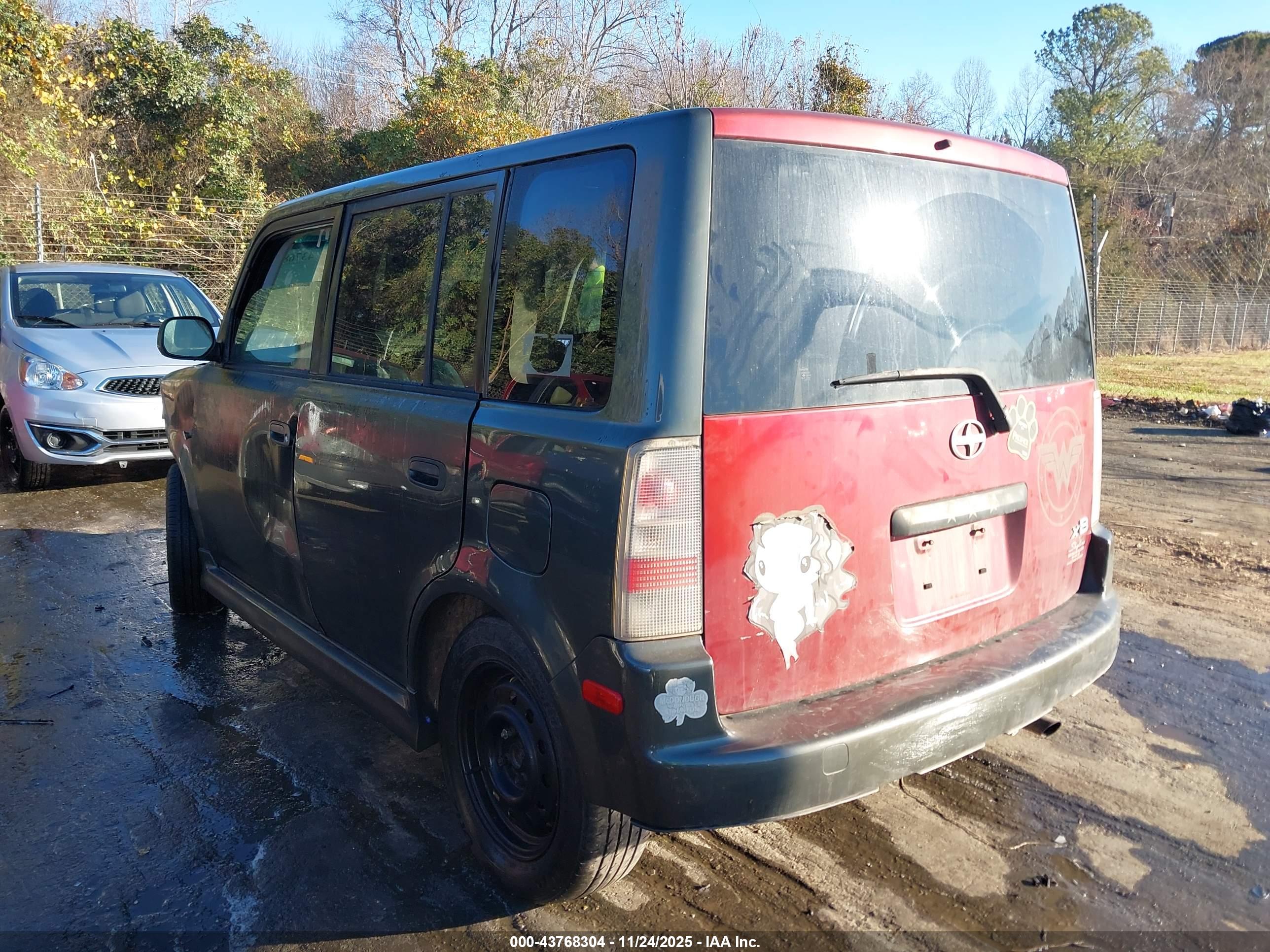 SCION XB image 3