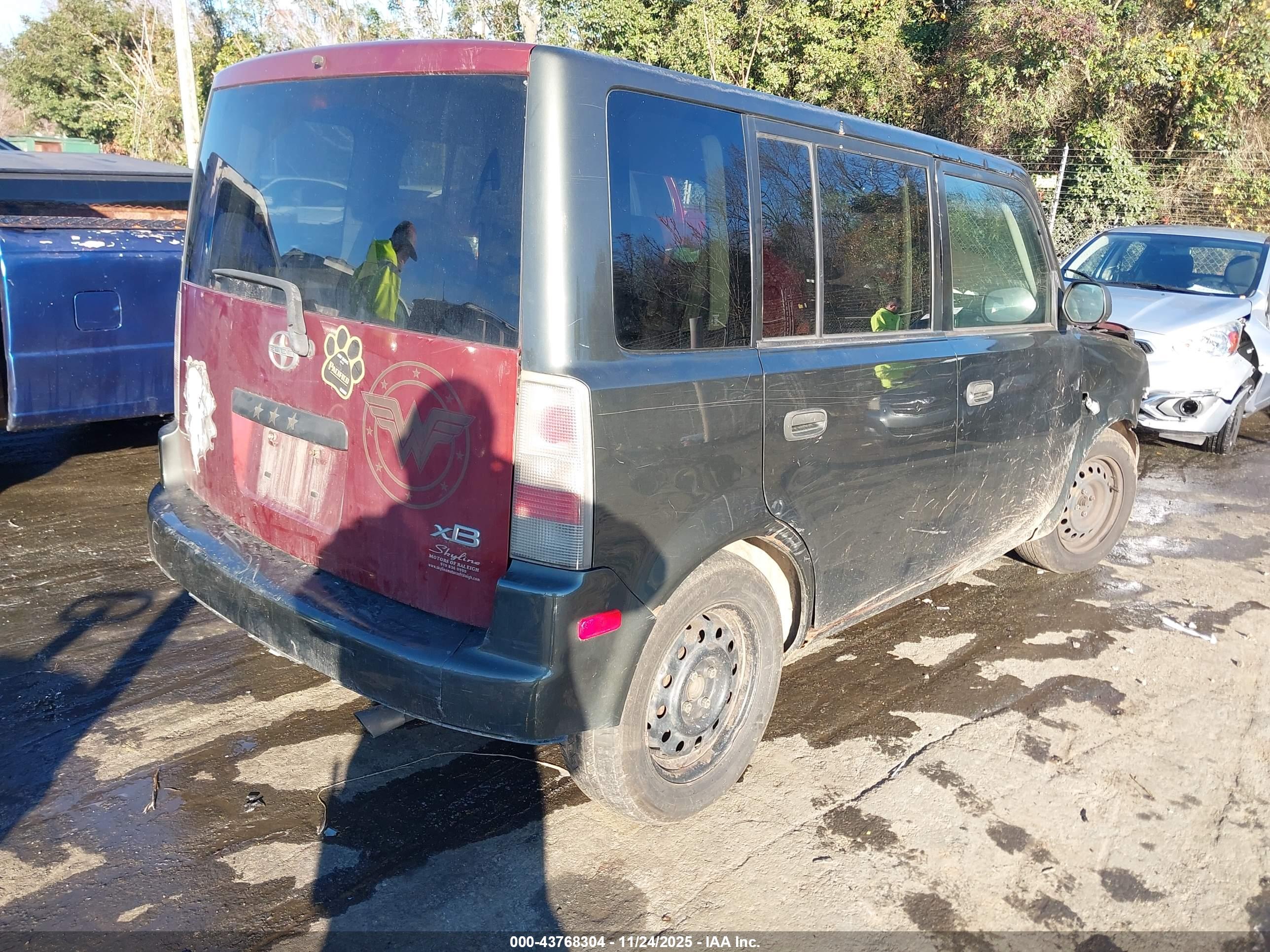 SCION XB image 4