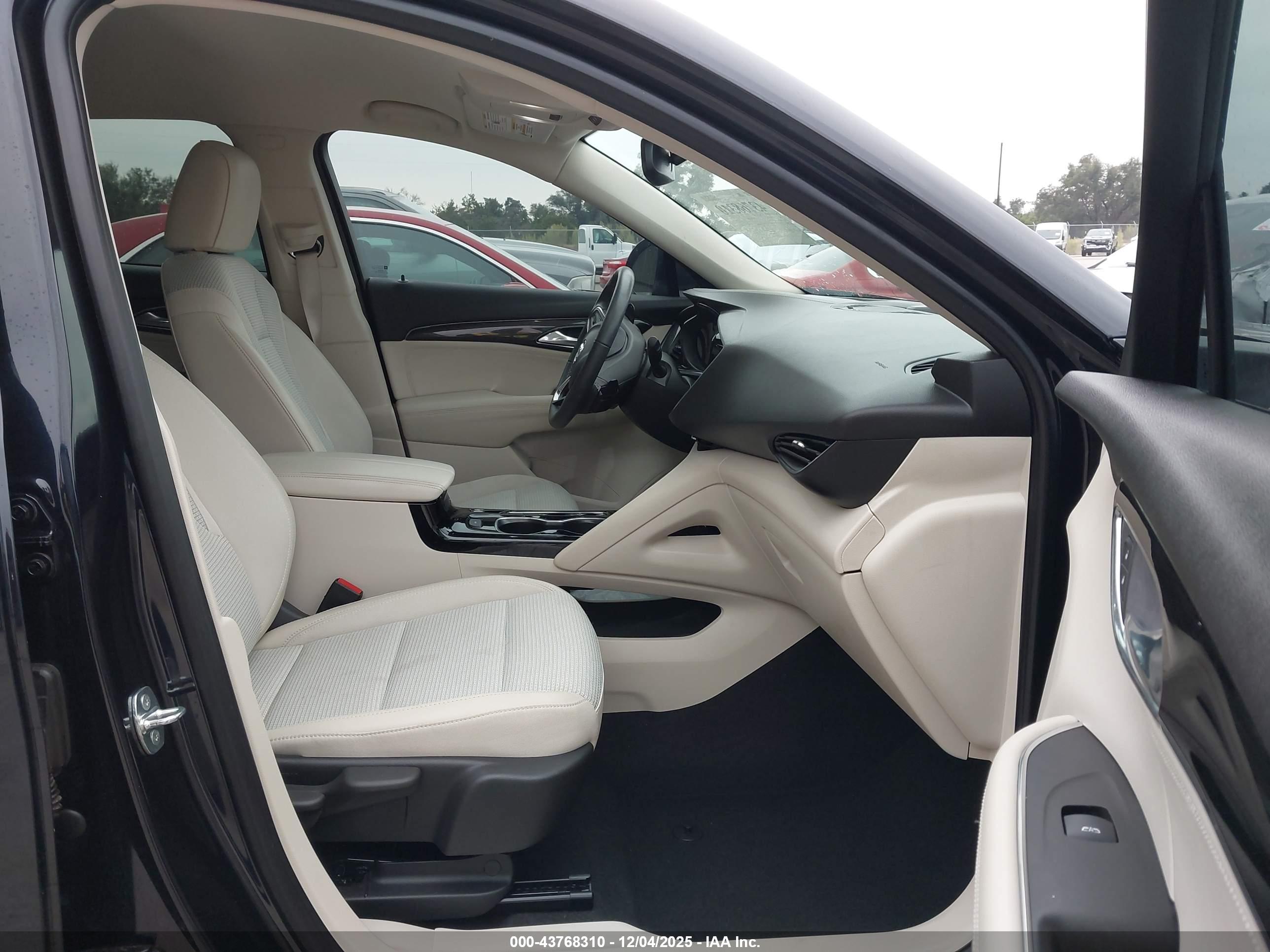 BUICK ENVISION image 5