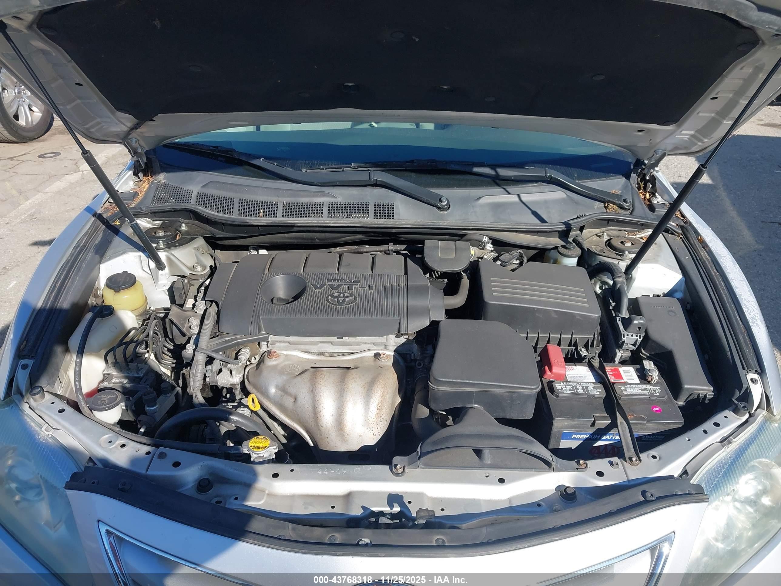 TOYOTA CAMRY image 10