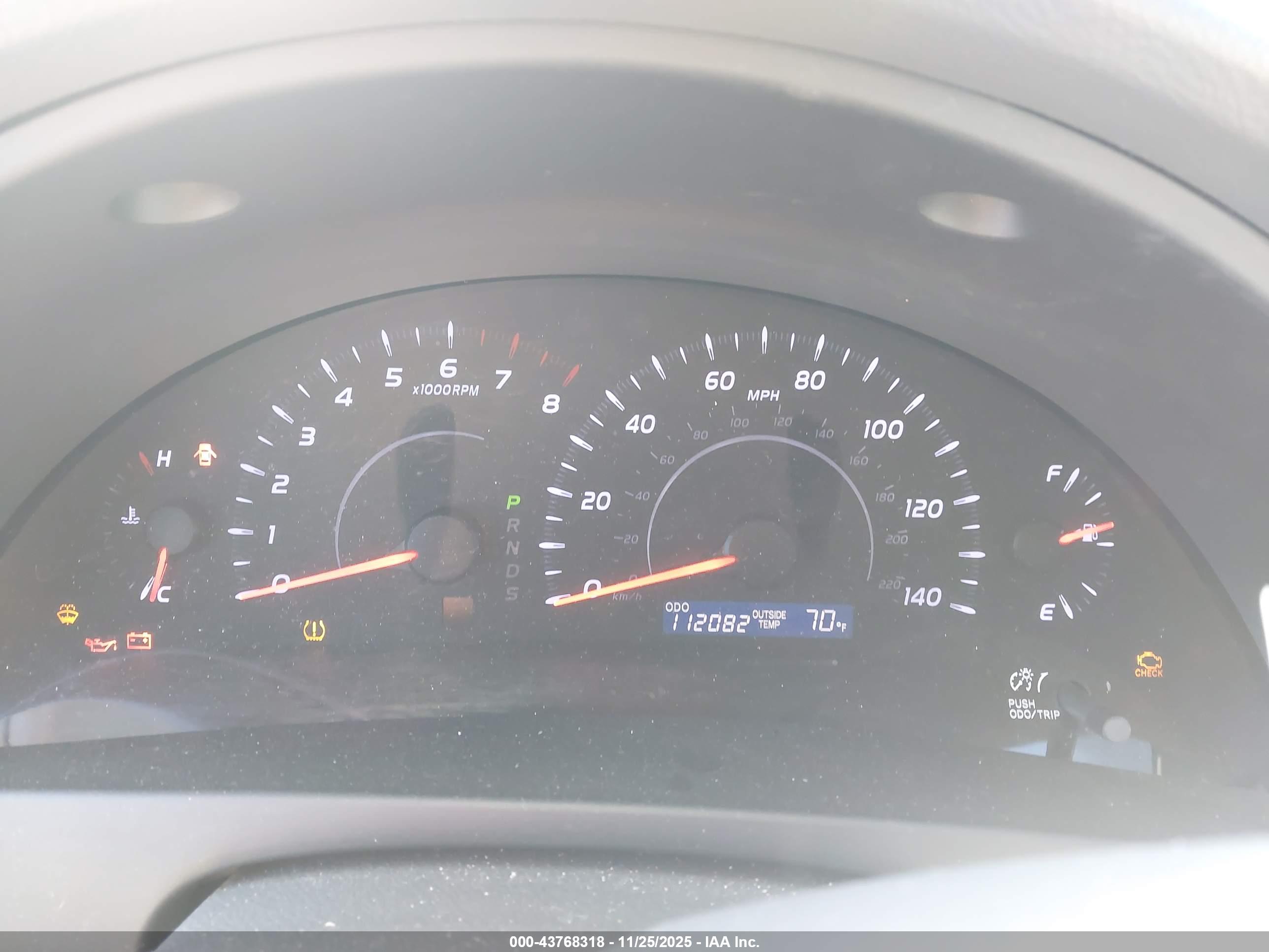 TOYOTA CAMRY image 7