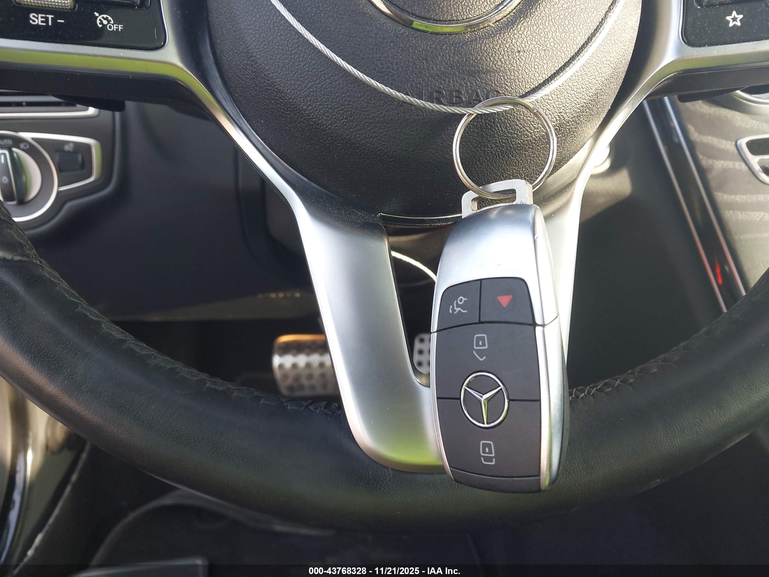 MERCEDES-BENZ C image 11