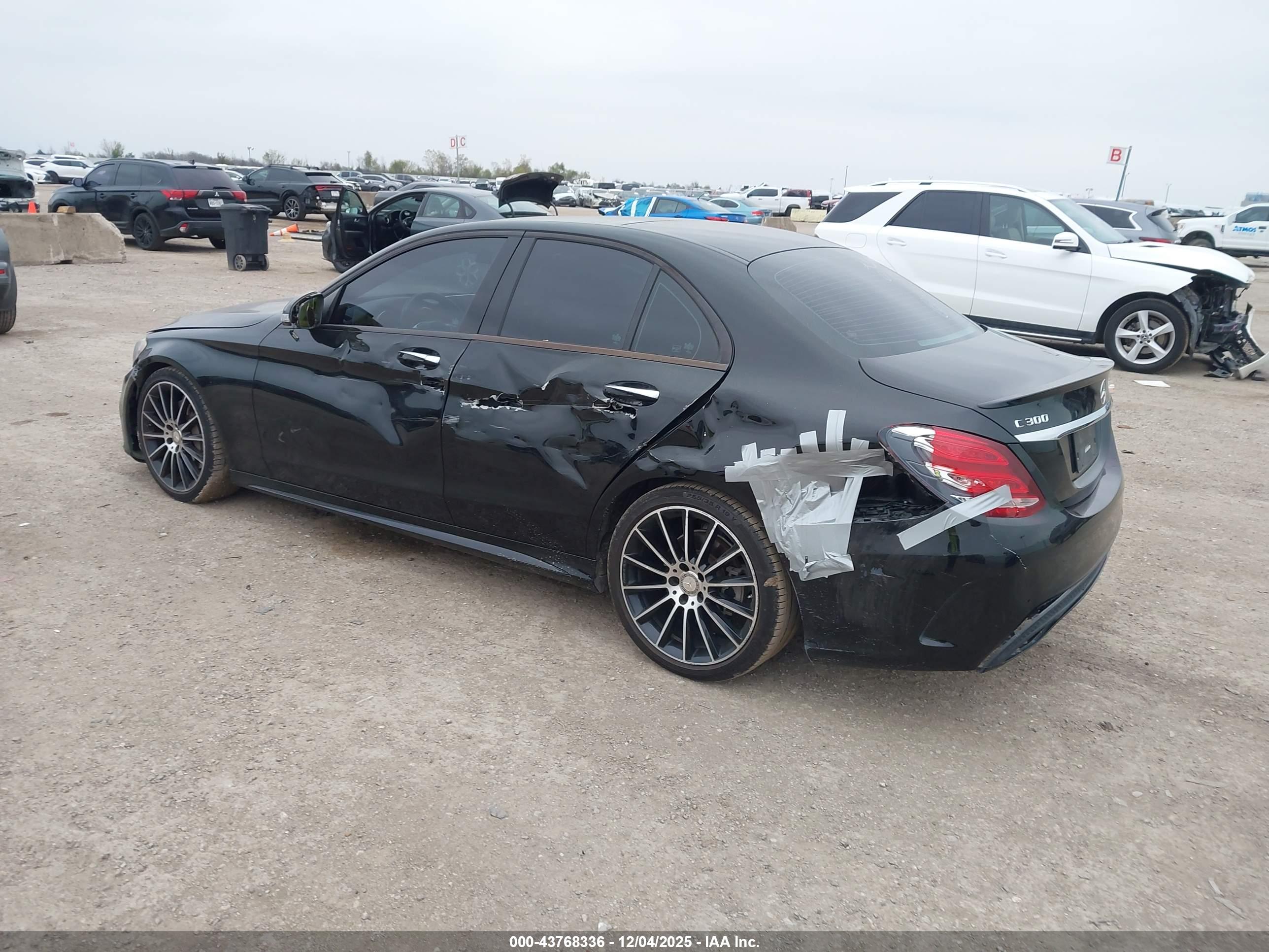 MERCEDES-BENZ C image 3
