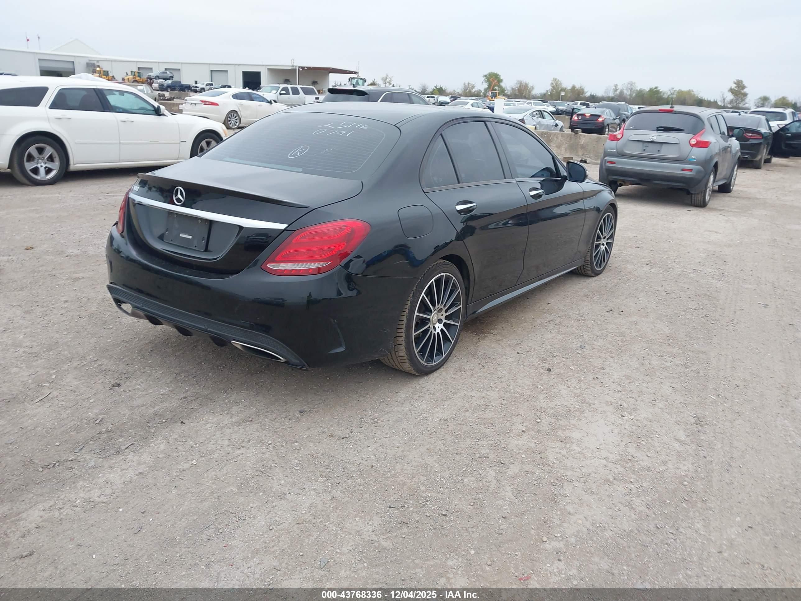 MERCEDES-BENZ C image 4