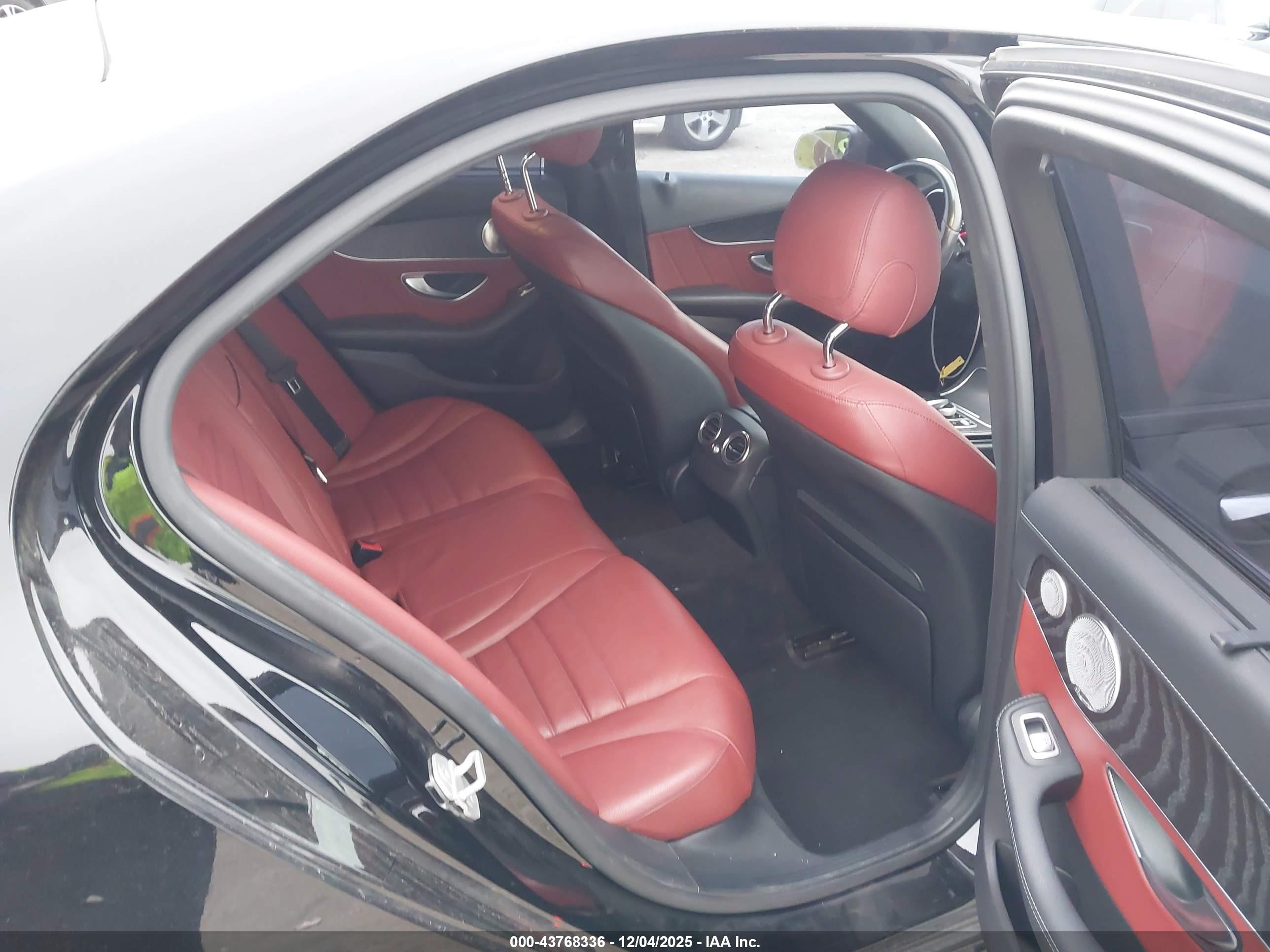 MERCEDES-BENZ C image 8