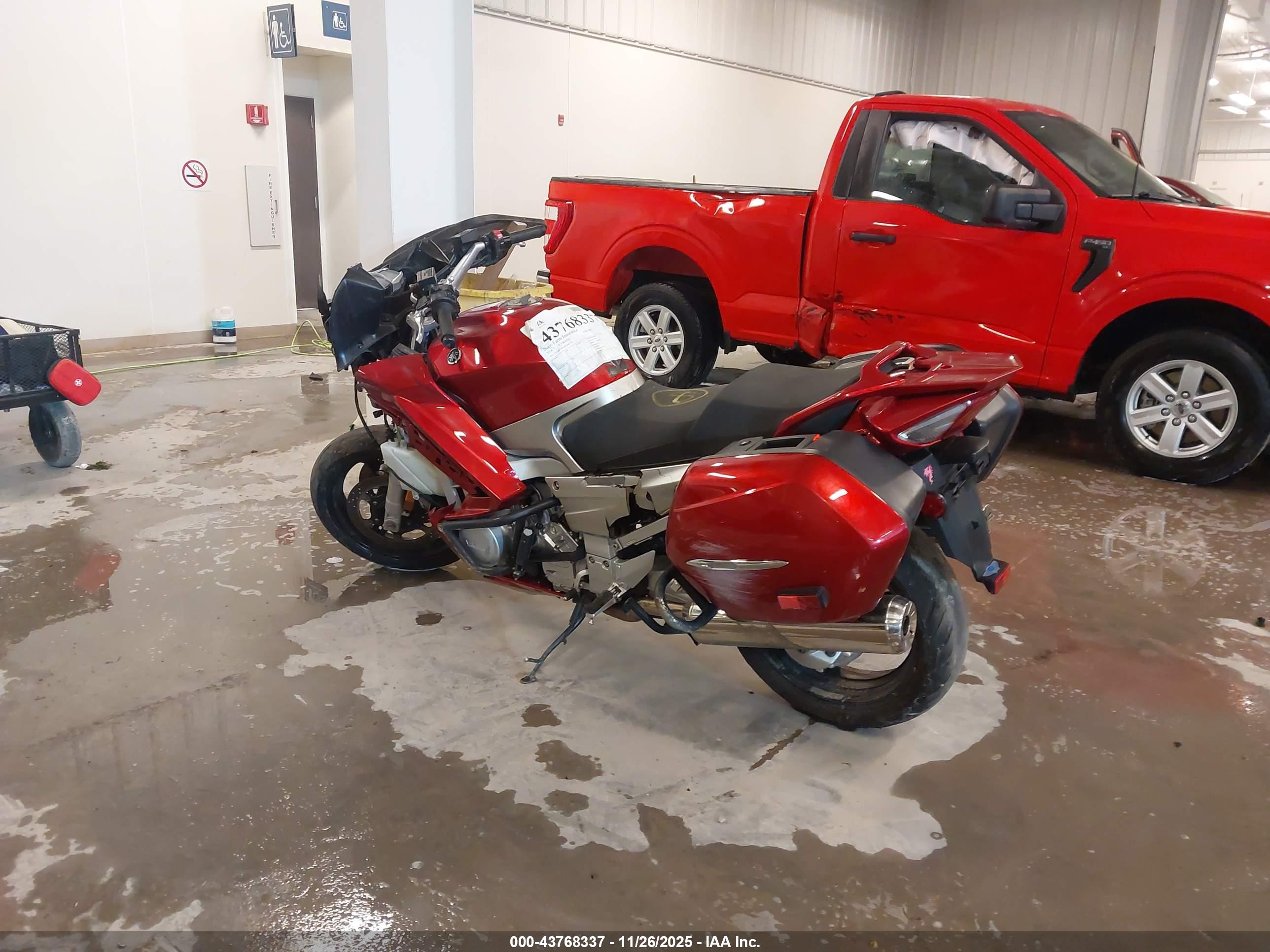 YAMAHA FJR1300 image 3