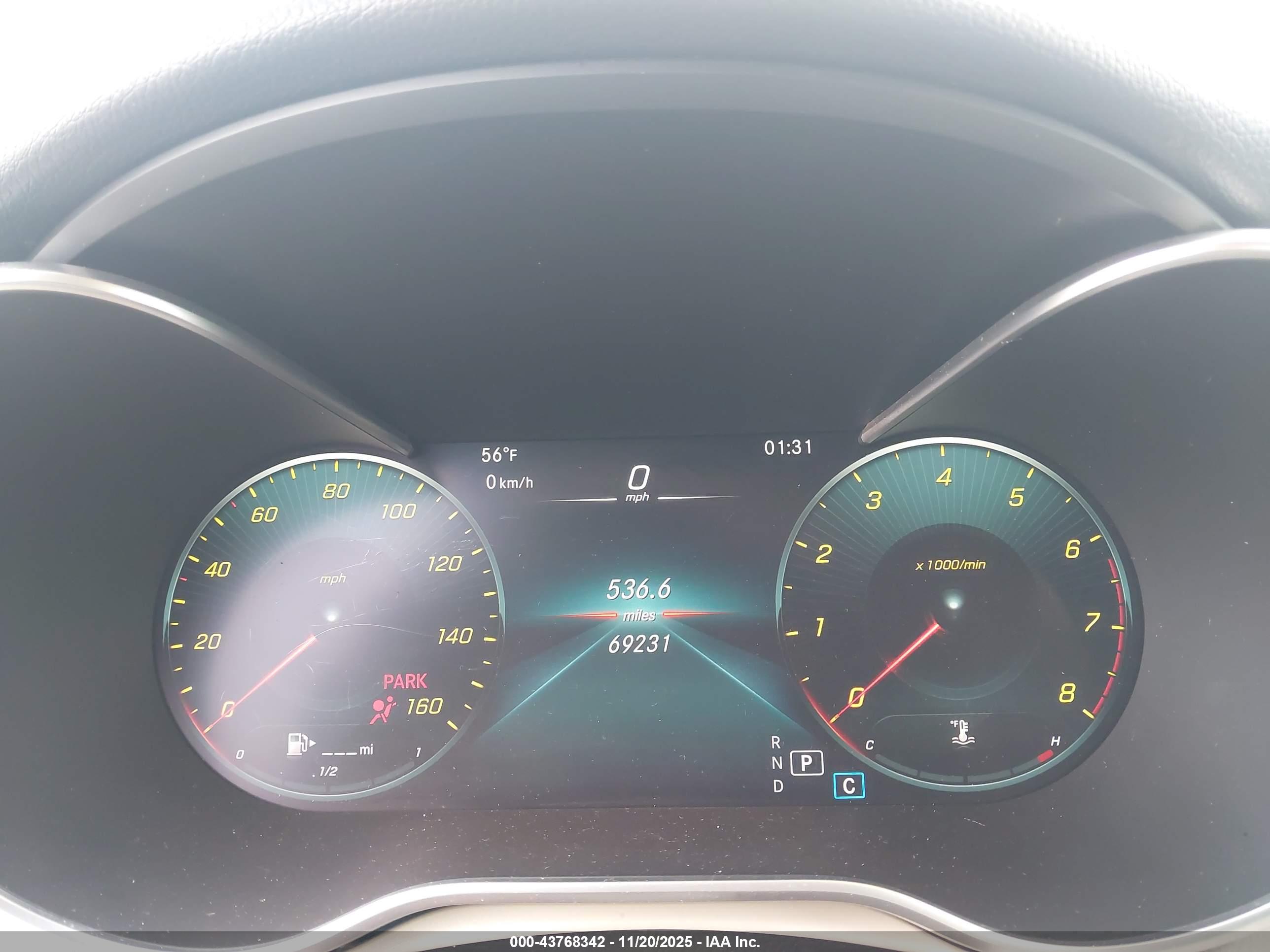 MERCEDES-BENZ GLC image 7