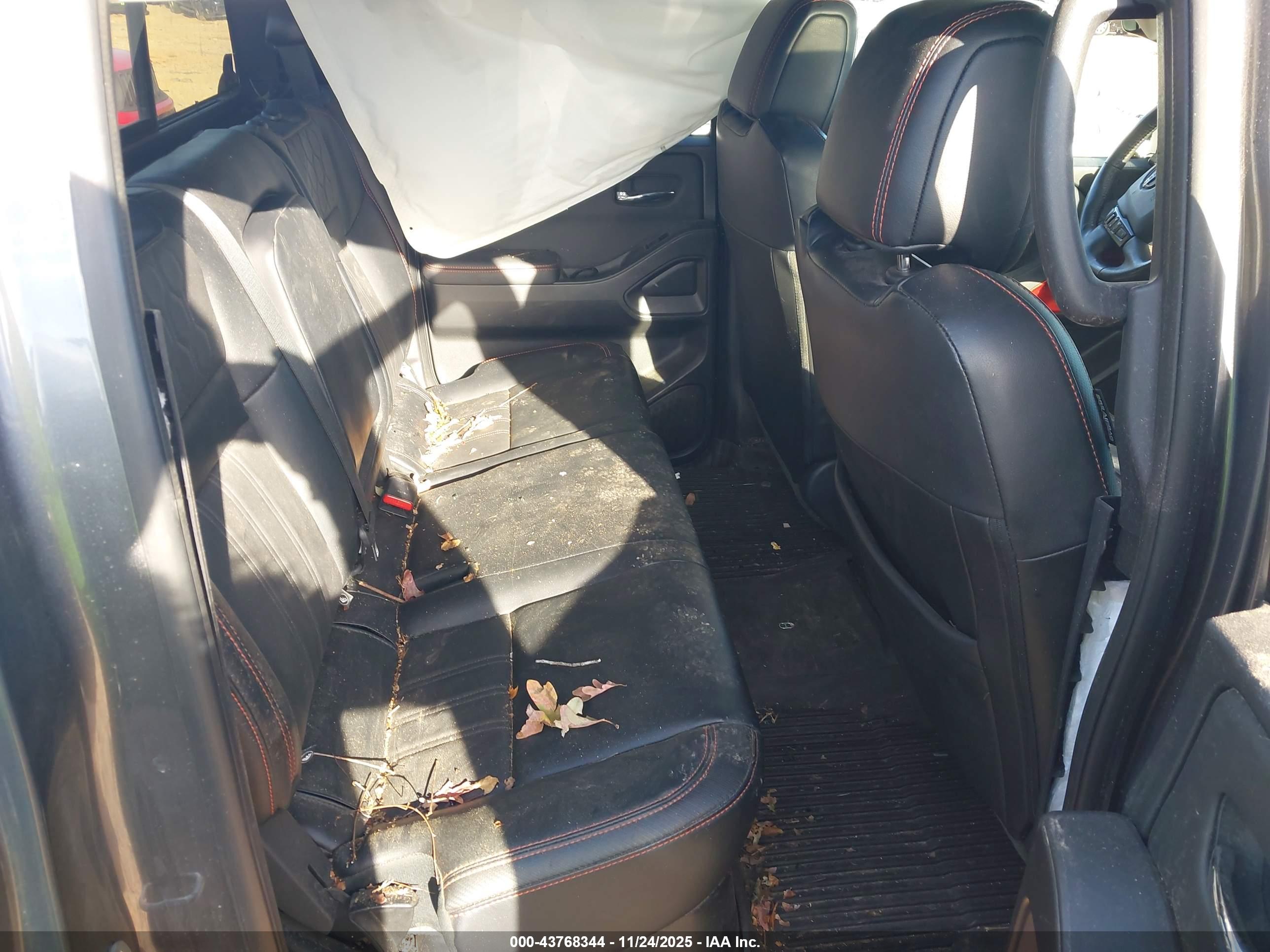 NISSAN FRONTIER image 8