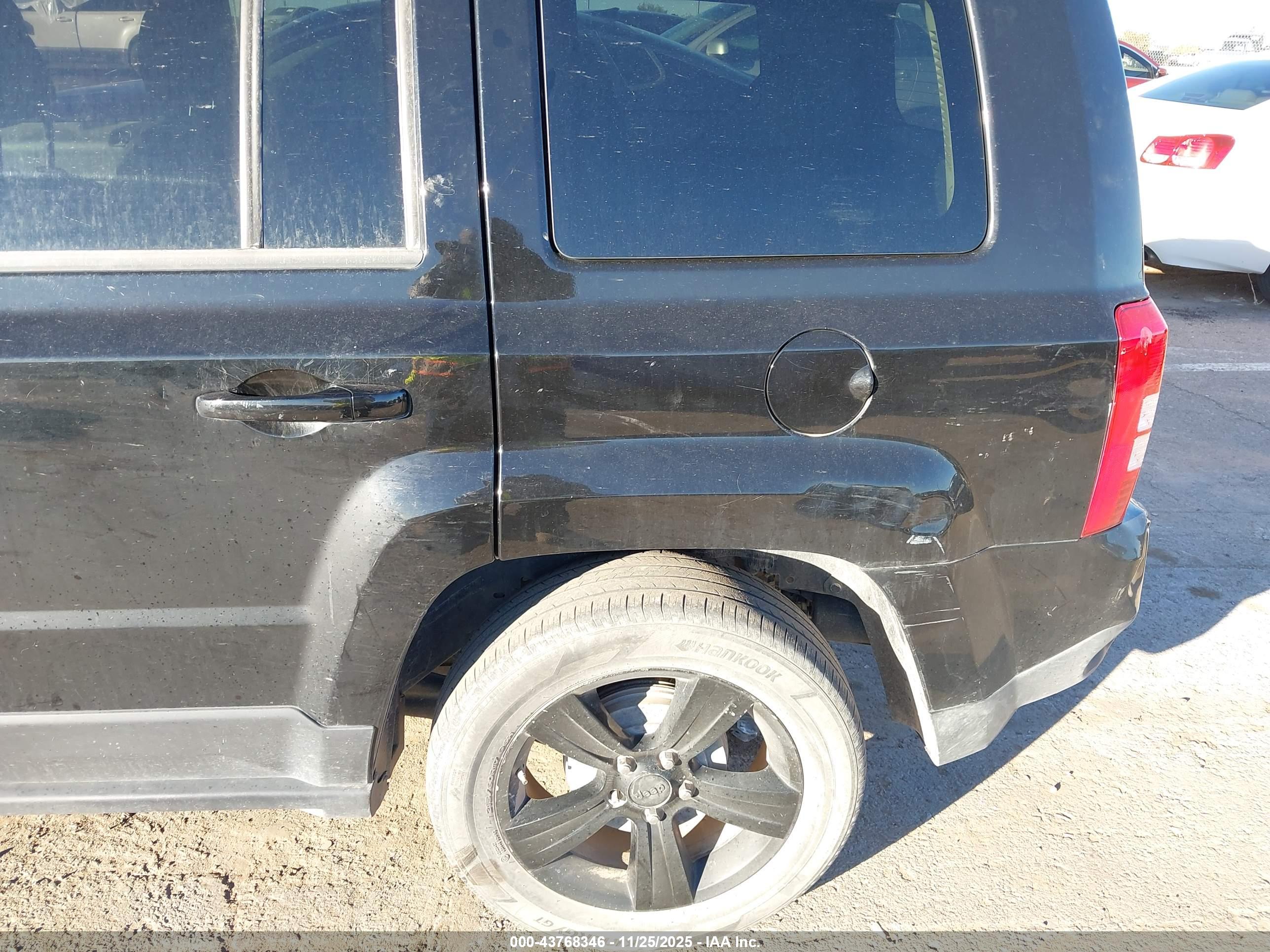 JEEP PATRIOT image 6