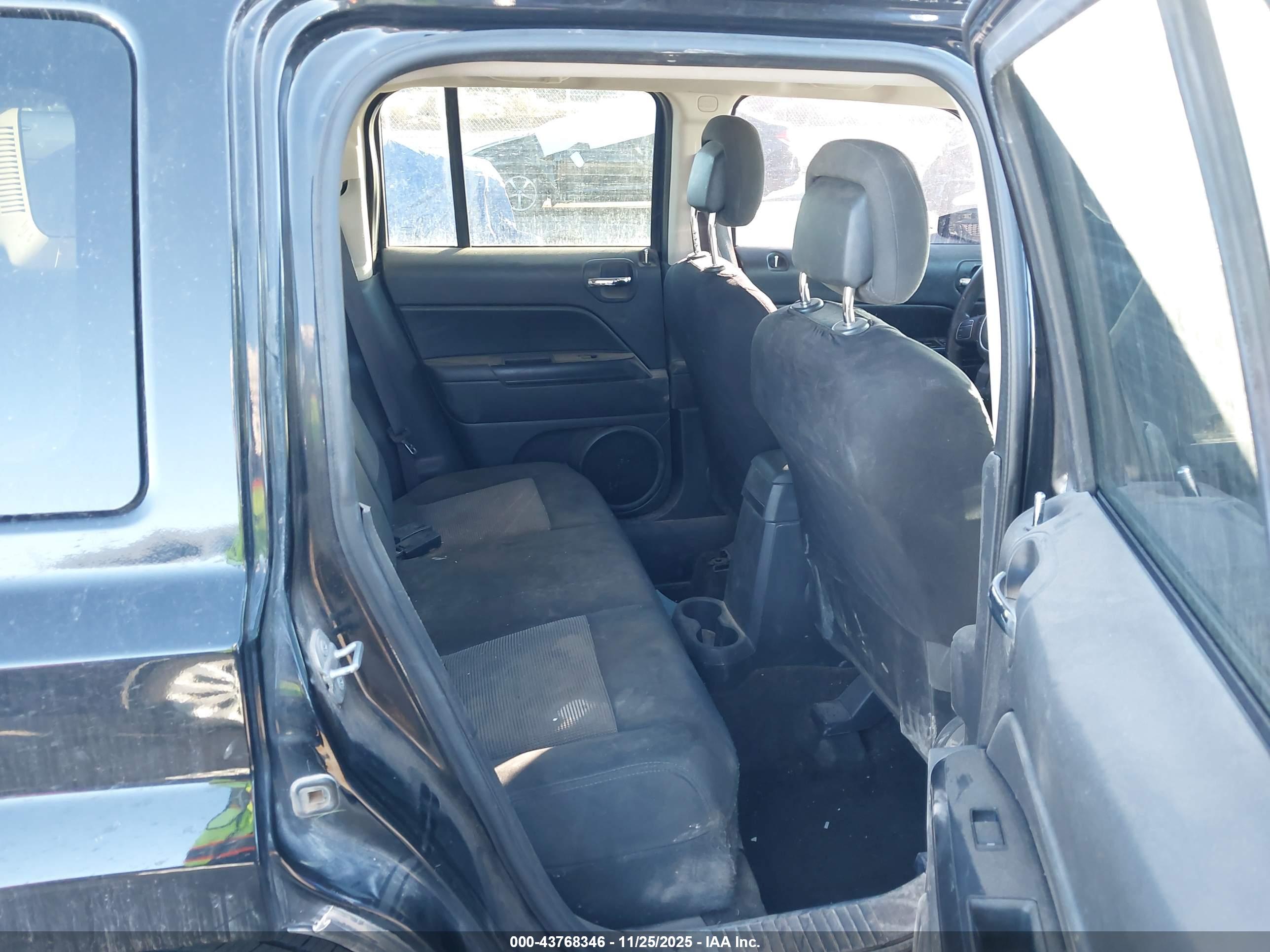 JEEP PATRIOT image 8