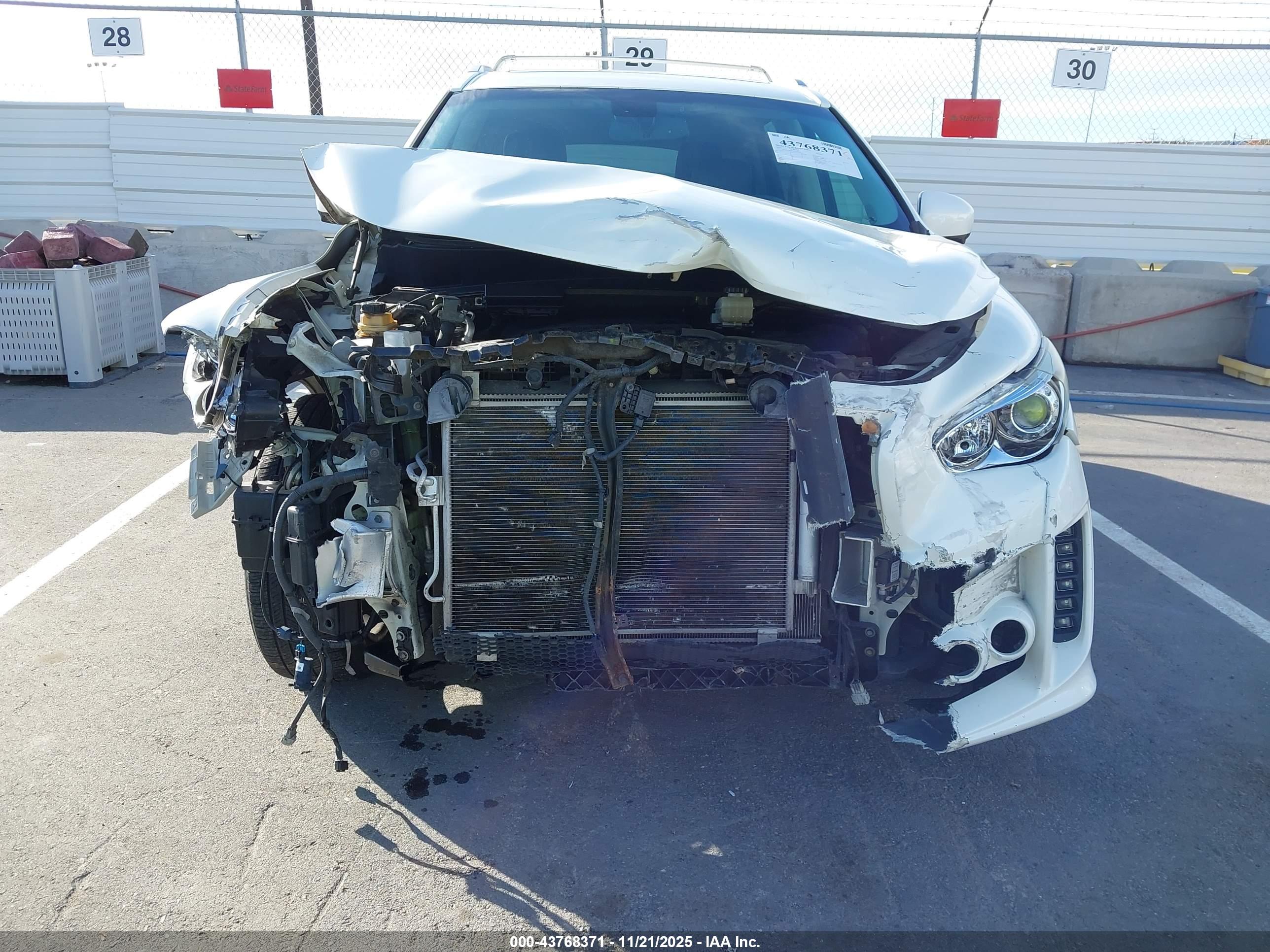 INFINITI QX60 image 6