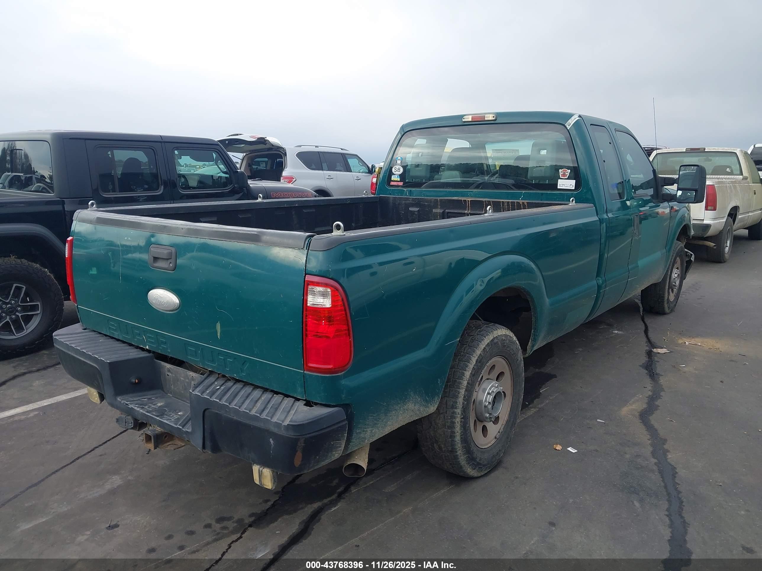 FORD F-250 image 4