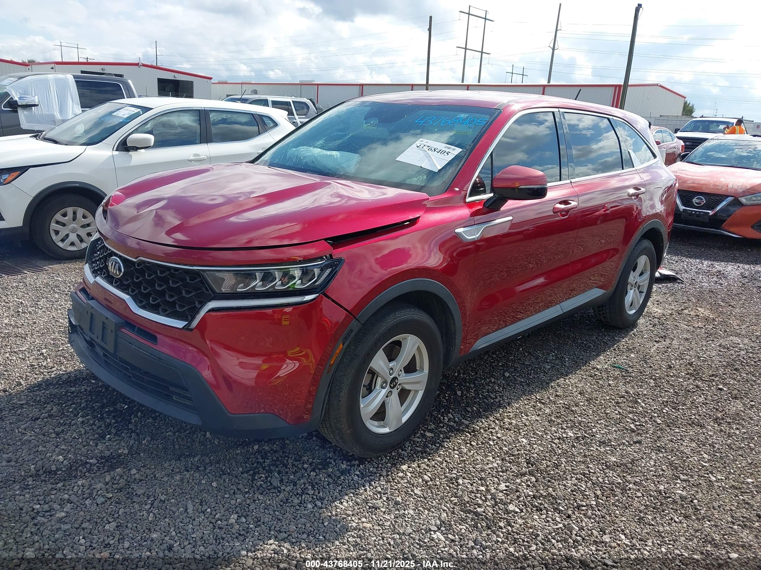 KIA SORENTO image 2