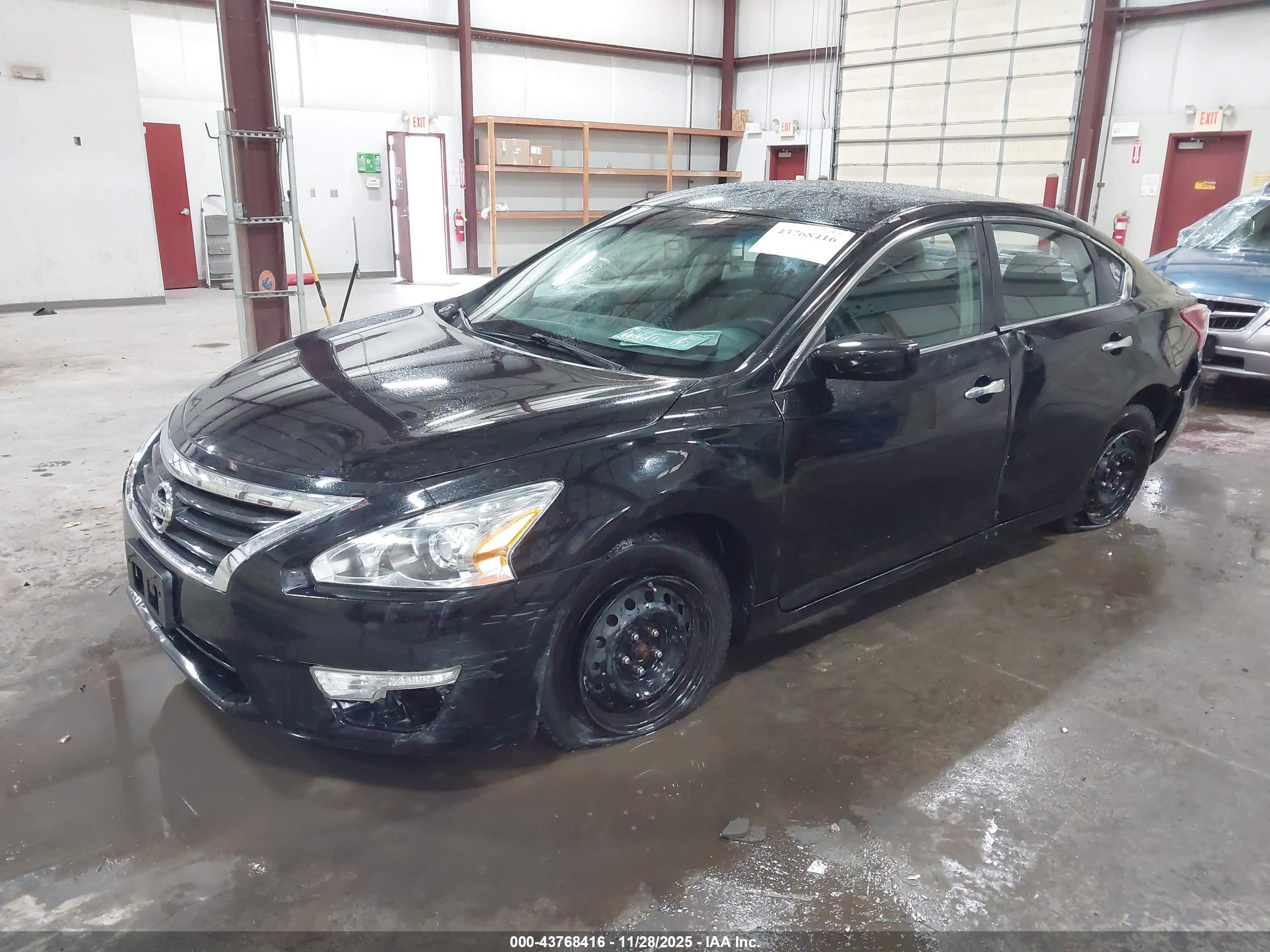 NISSAN ALTIMA image 2