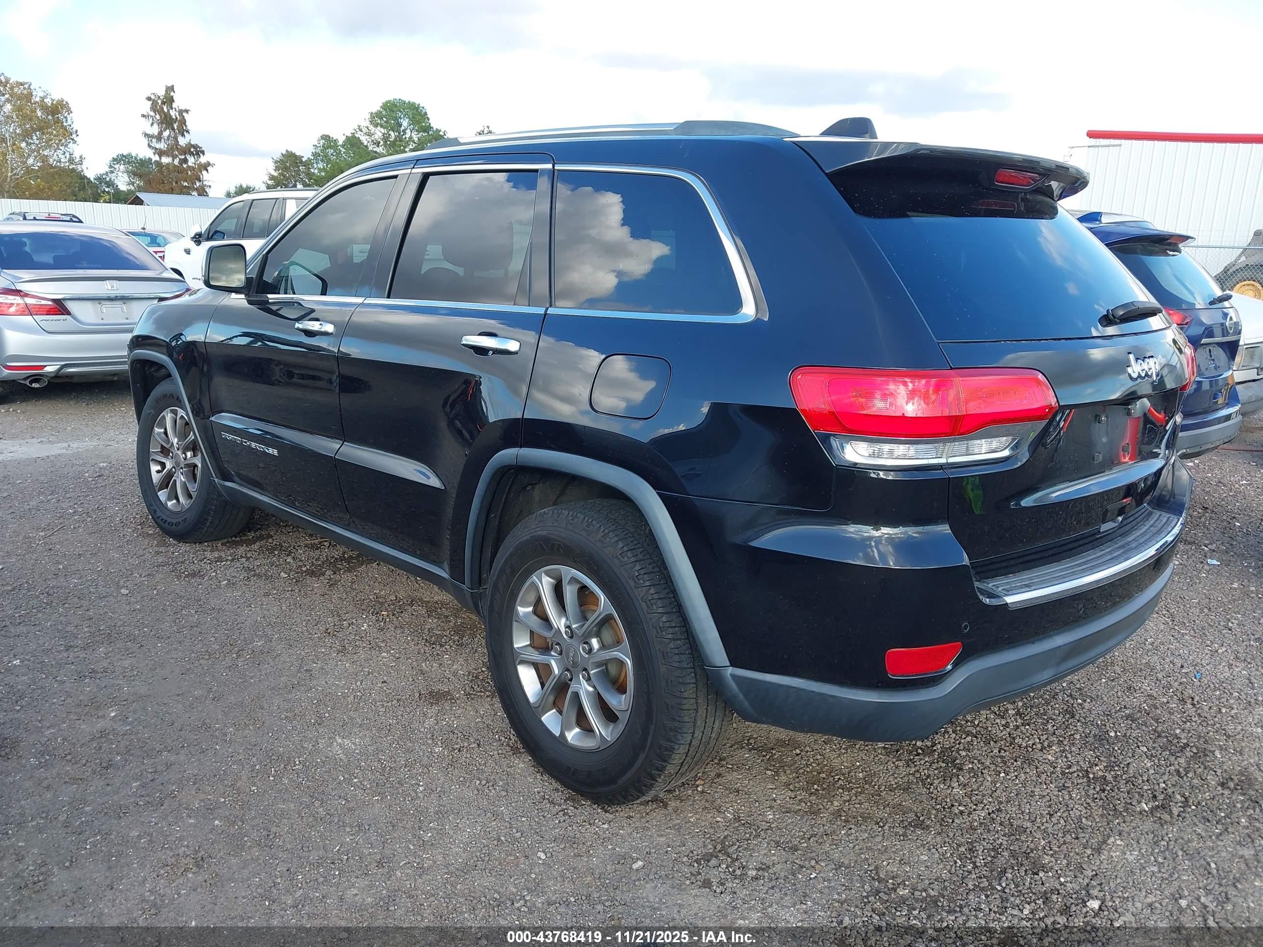 JEEP GRAND image 3