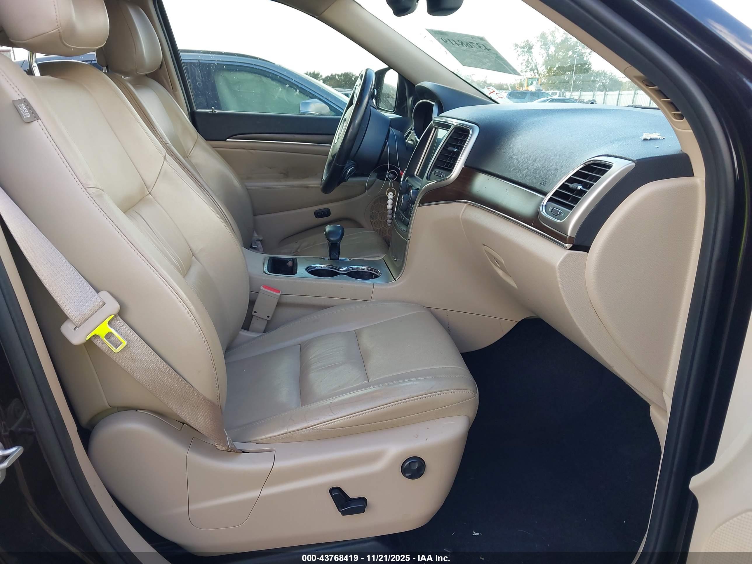 JEEP GRAND image 5